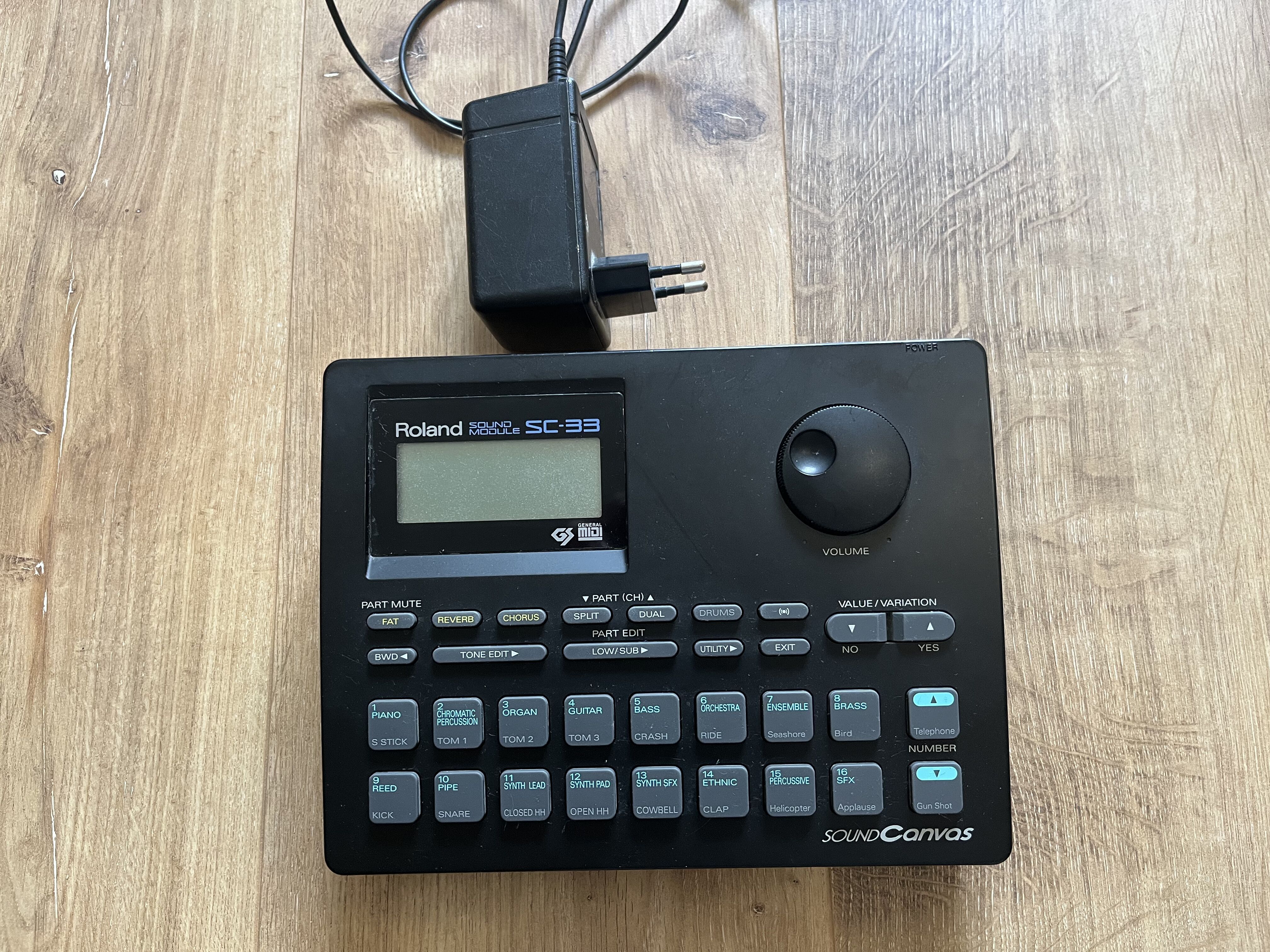 Roland SC-33 Sound Canvas - Expandeur MIDI vintage Doom/DOS gaming 1992