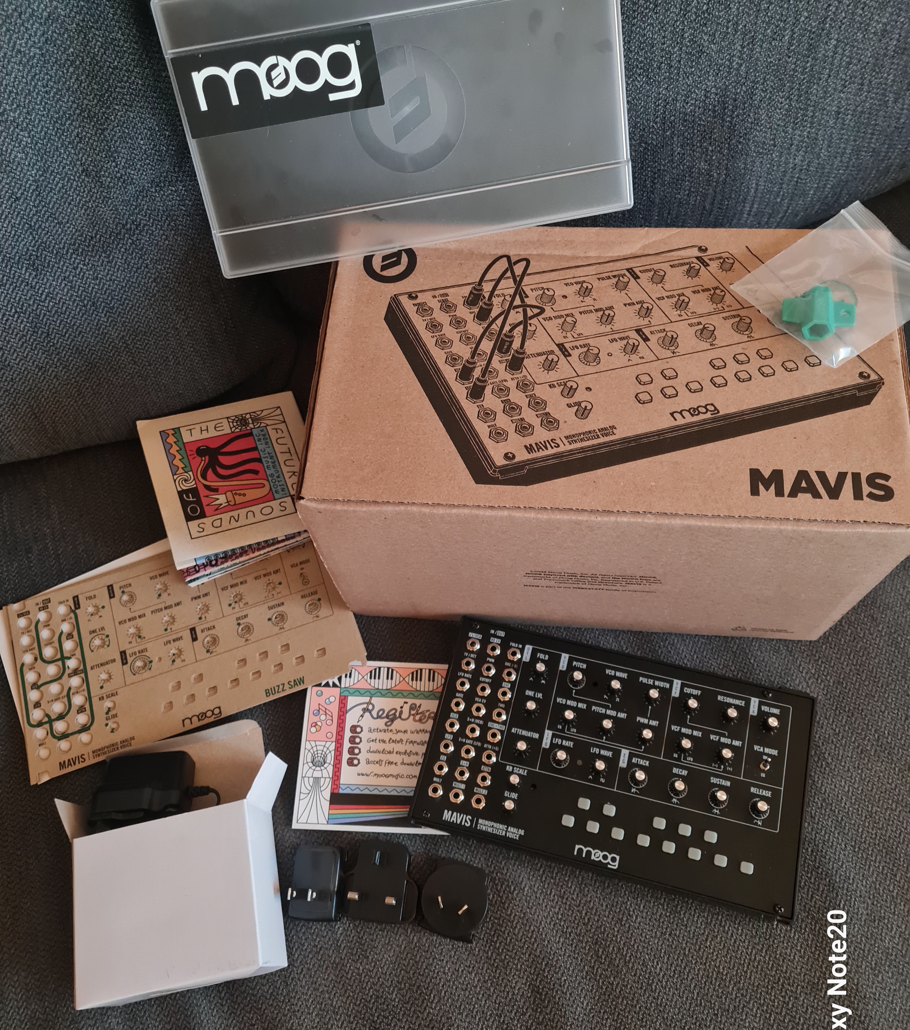 Moog Mavis comme neuf + kit potards MOOG !