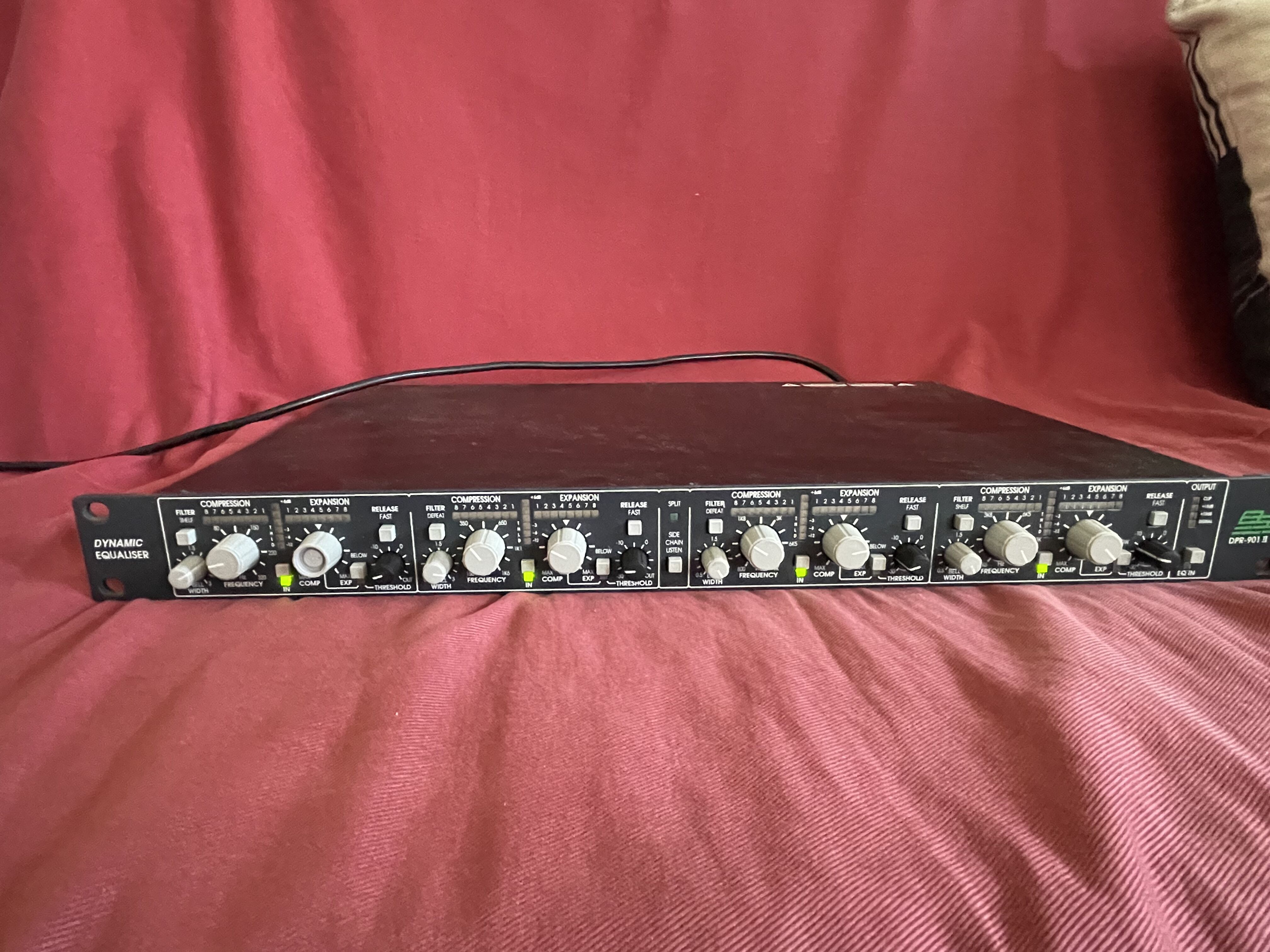 Vends EQ  dynamique 4 bandes analogique. dpr 901-2