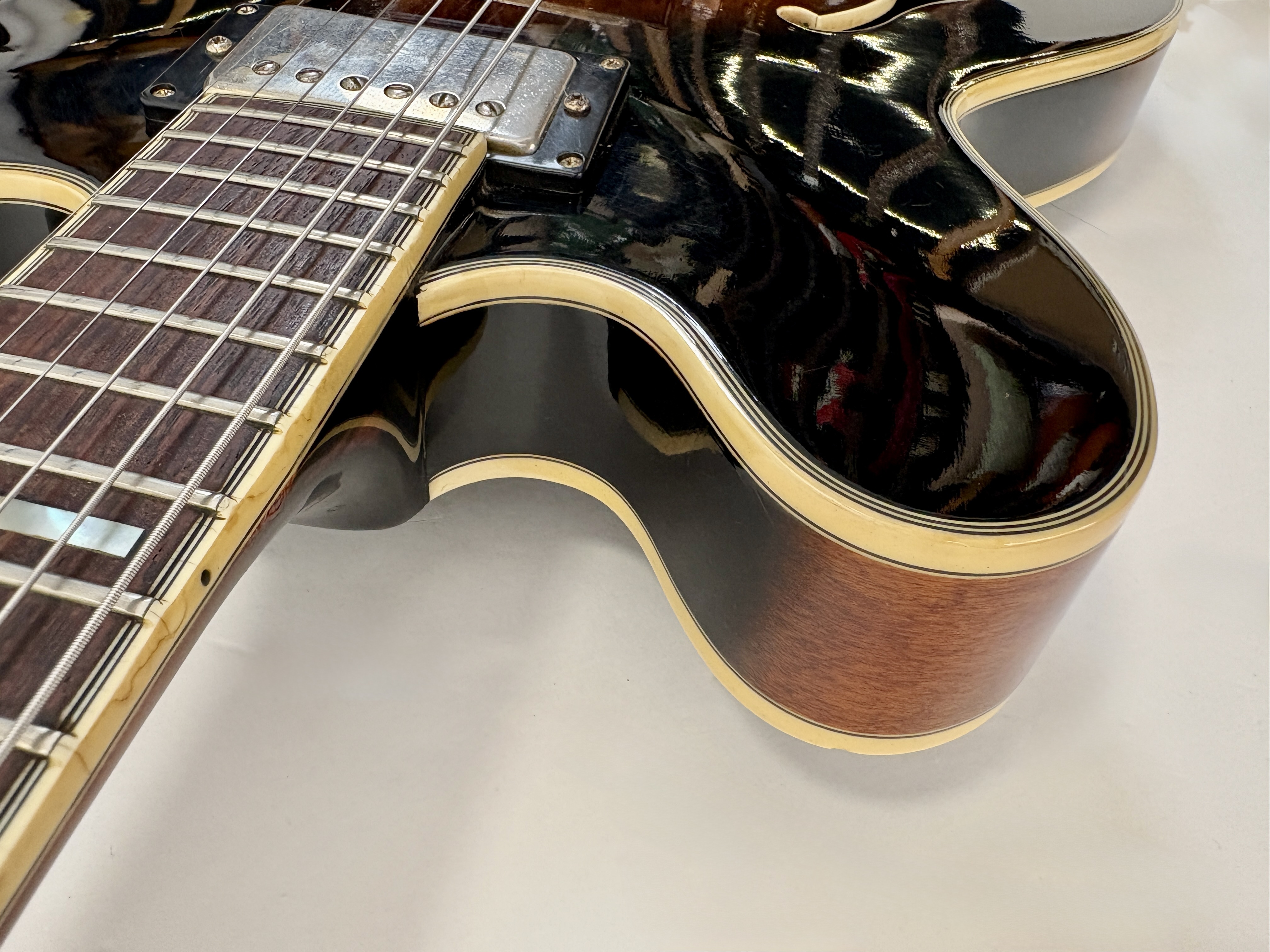 Epiphone Sheraton II (93475)