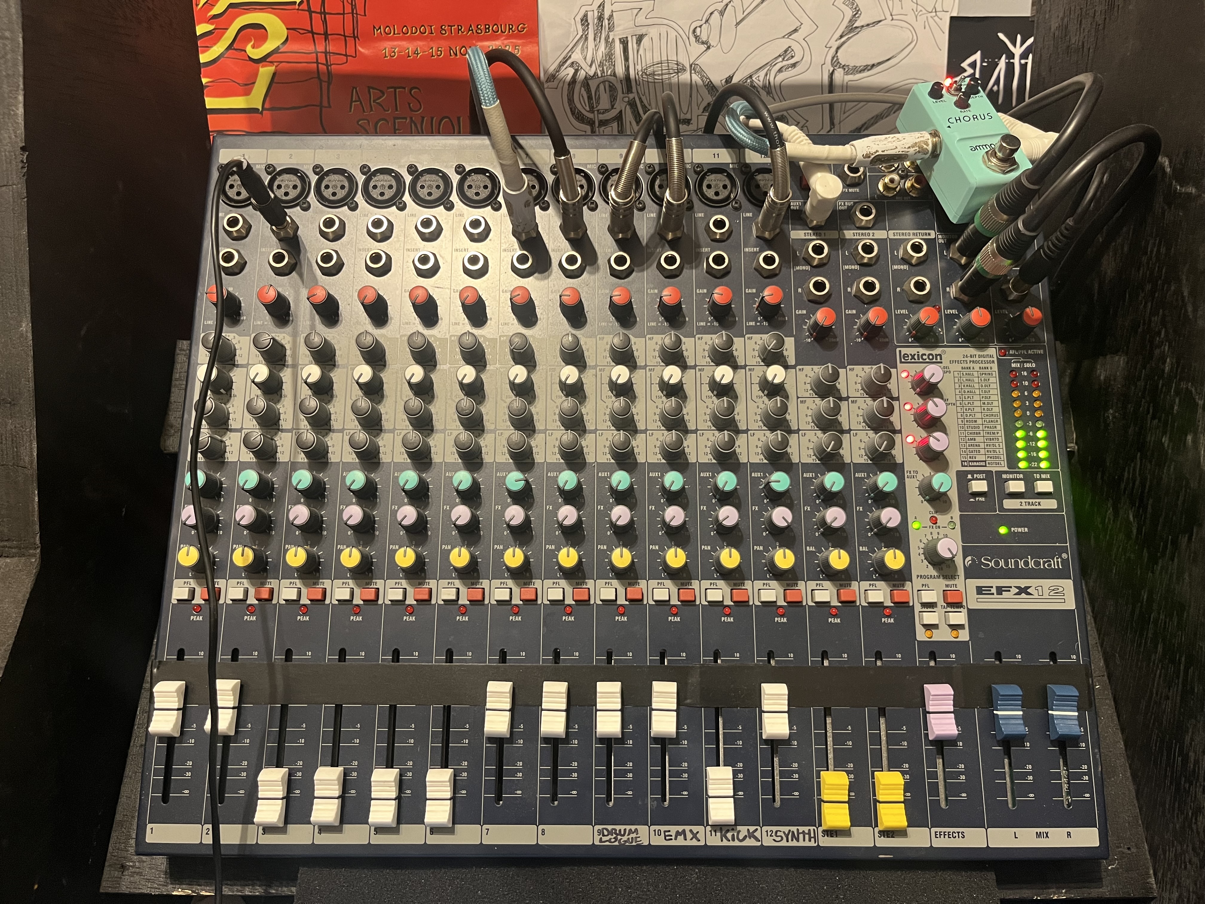 Vends console de mix soundcraft efx 12