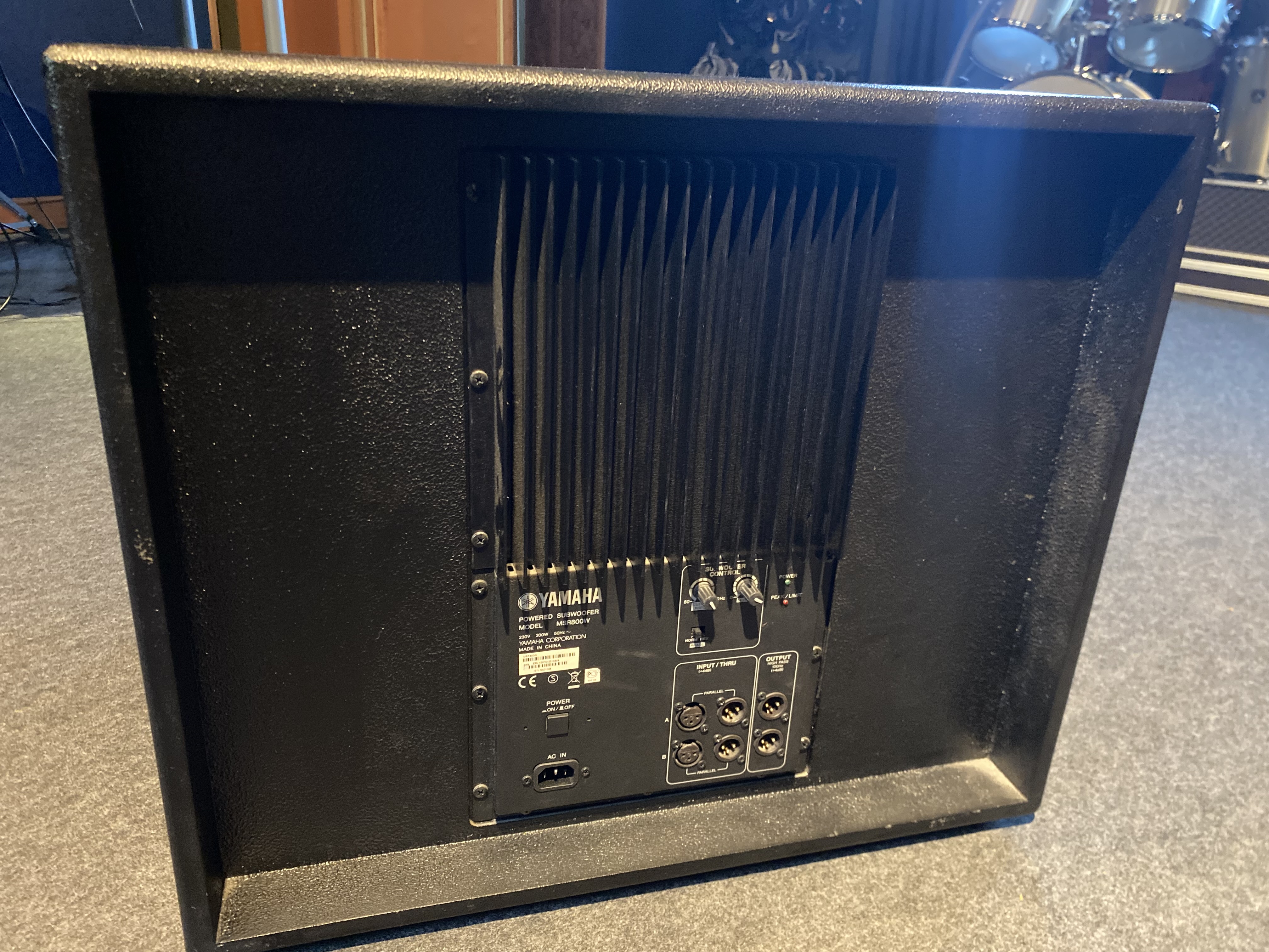 Vends SUB YAMAHA MSR 800 w