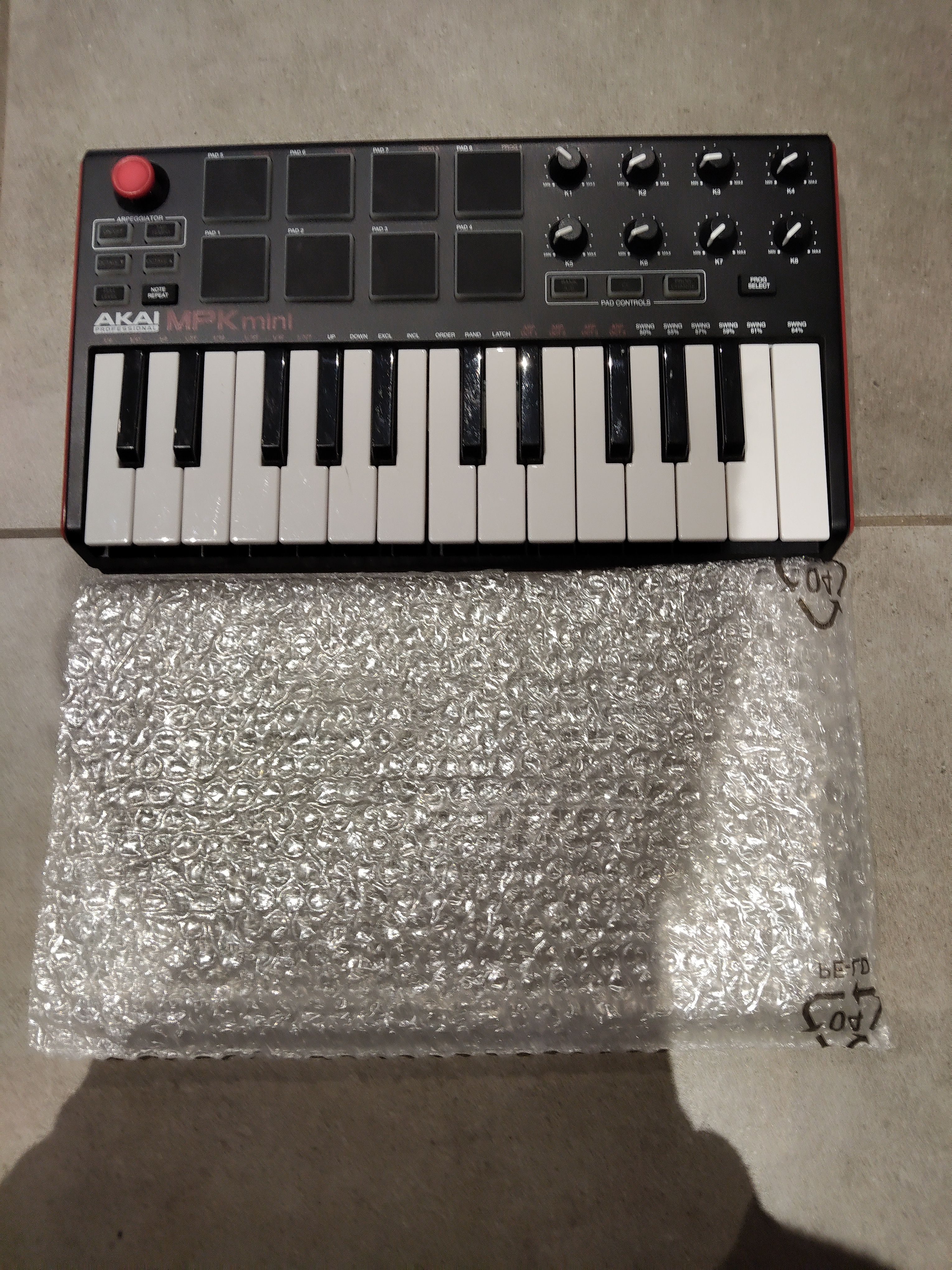 Vds Akai Mpk mini mk2 TBE 