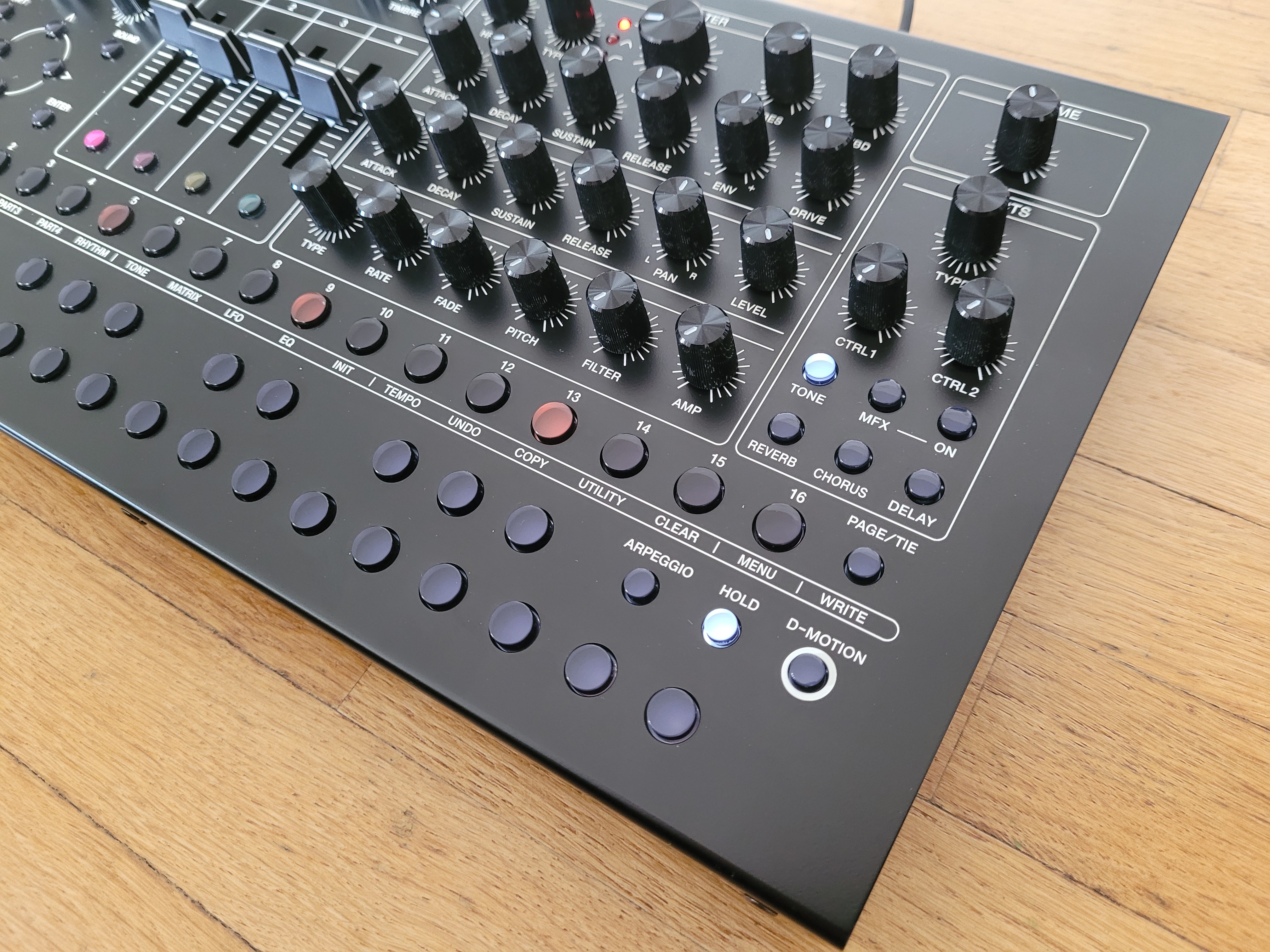 Roland SH-4d (24963)