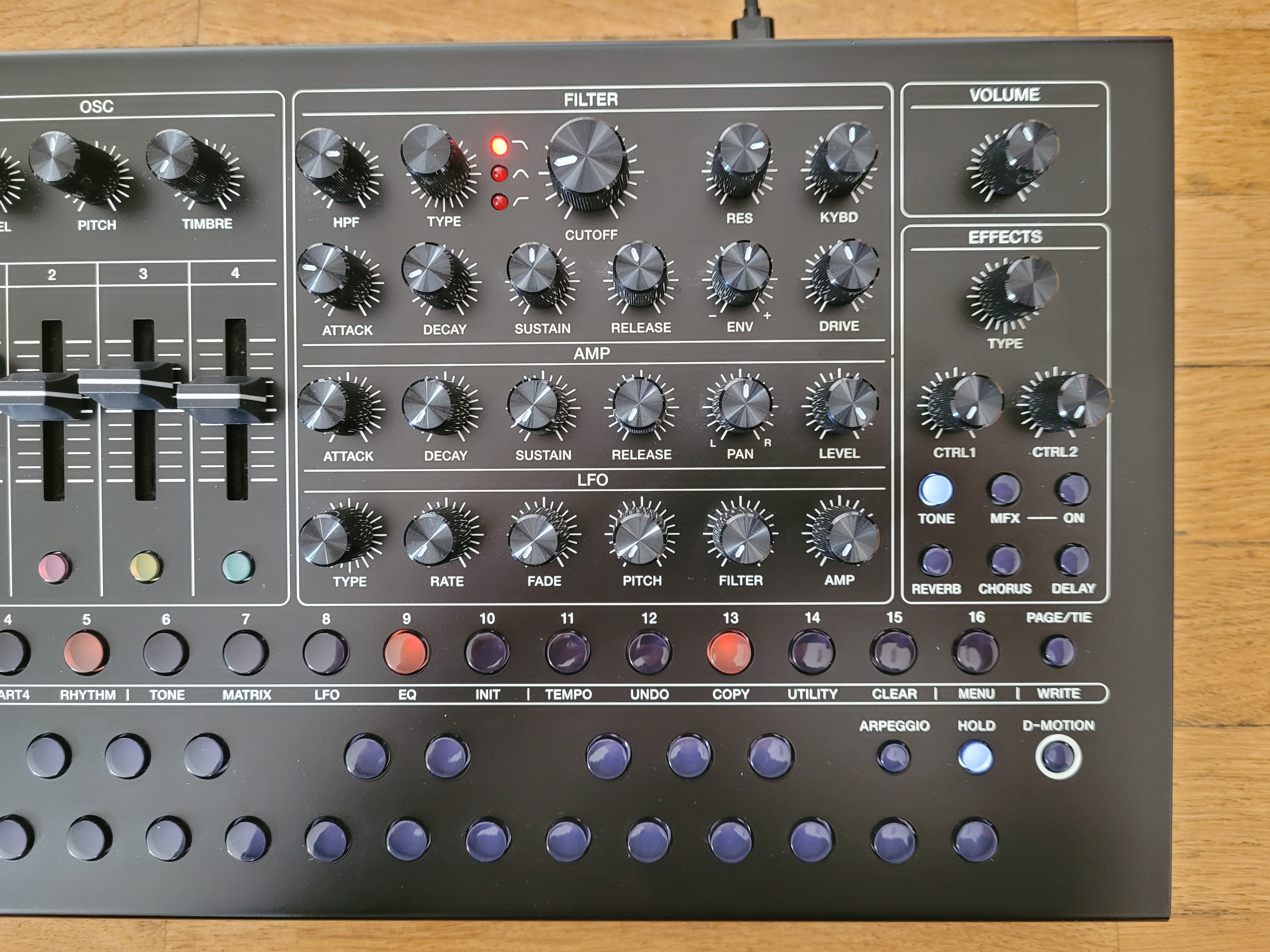 Roland SH-4d (81523)