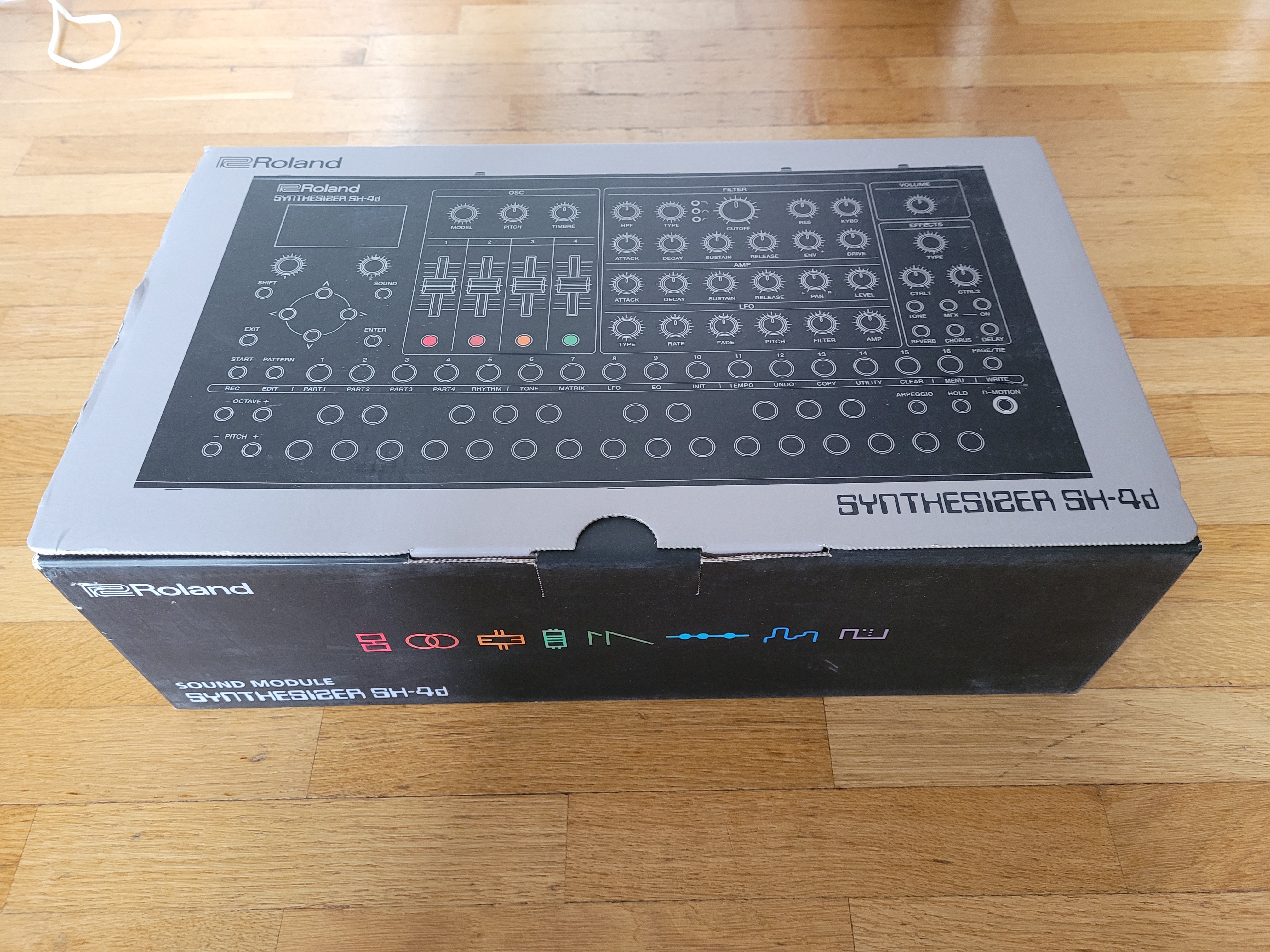 Roland SH-4d (67915)
