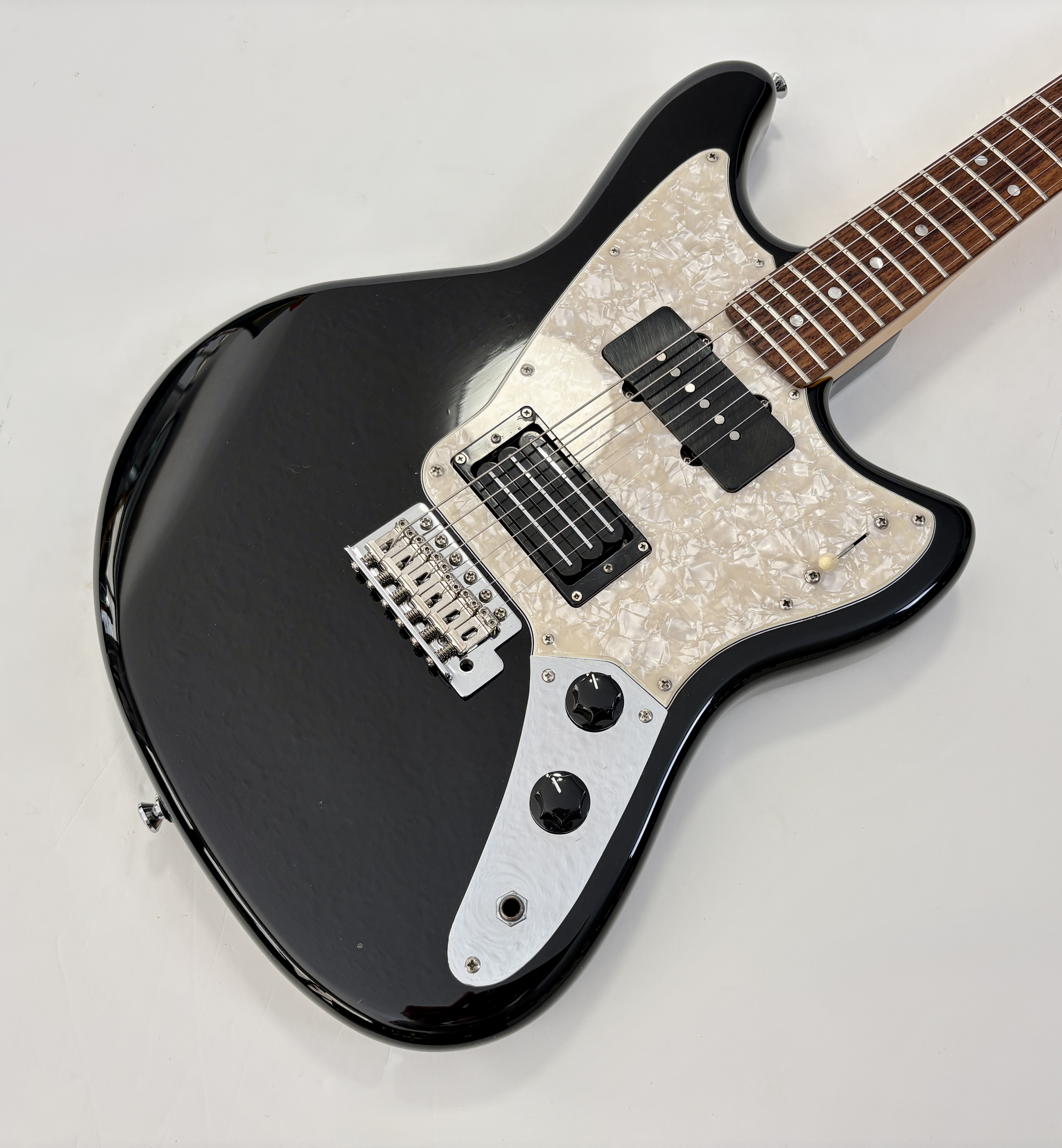 Fender Modern Player Marauder (65225)