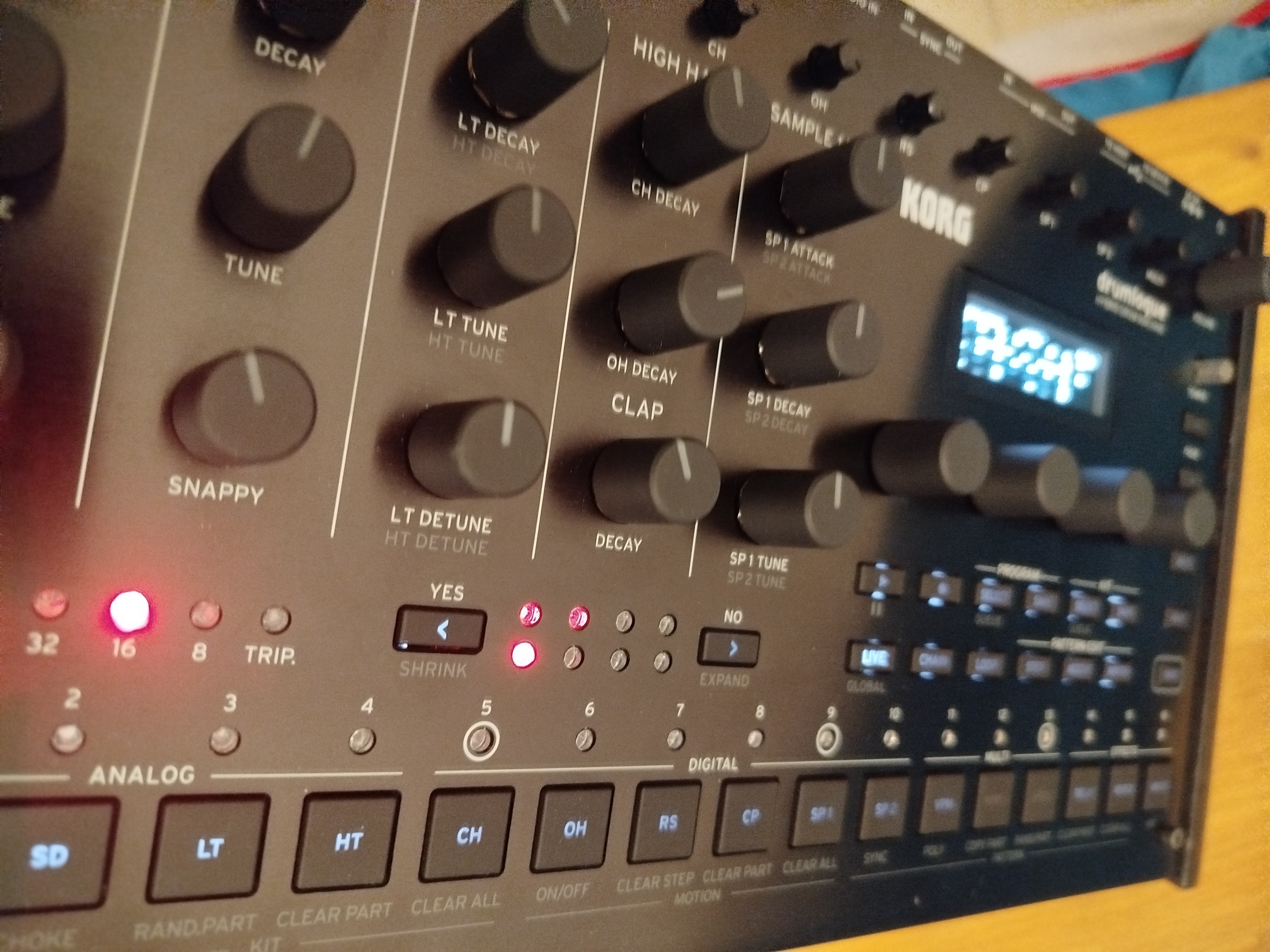 Vends Korg Drumlogue 