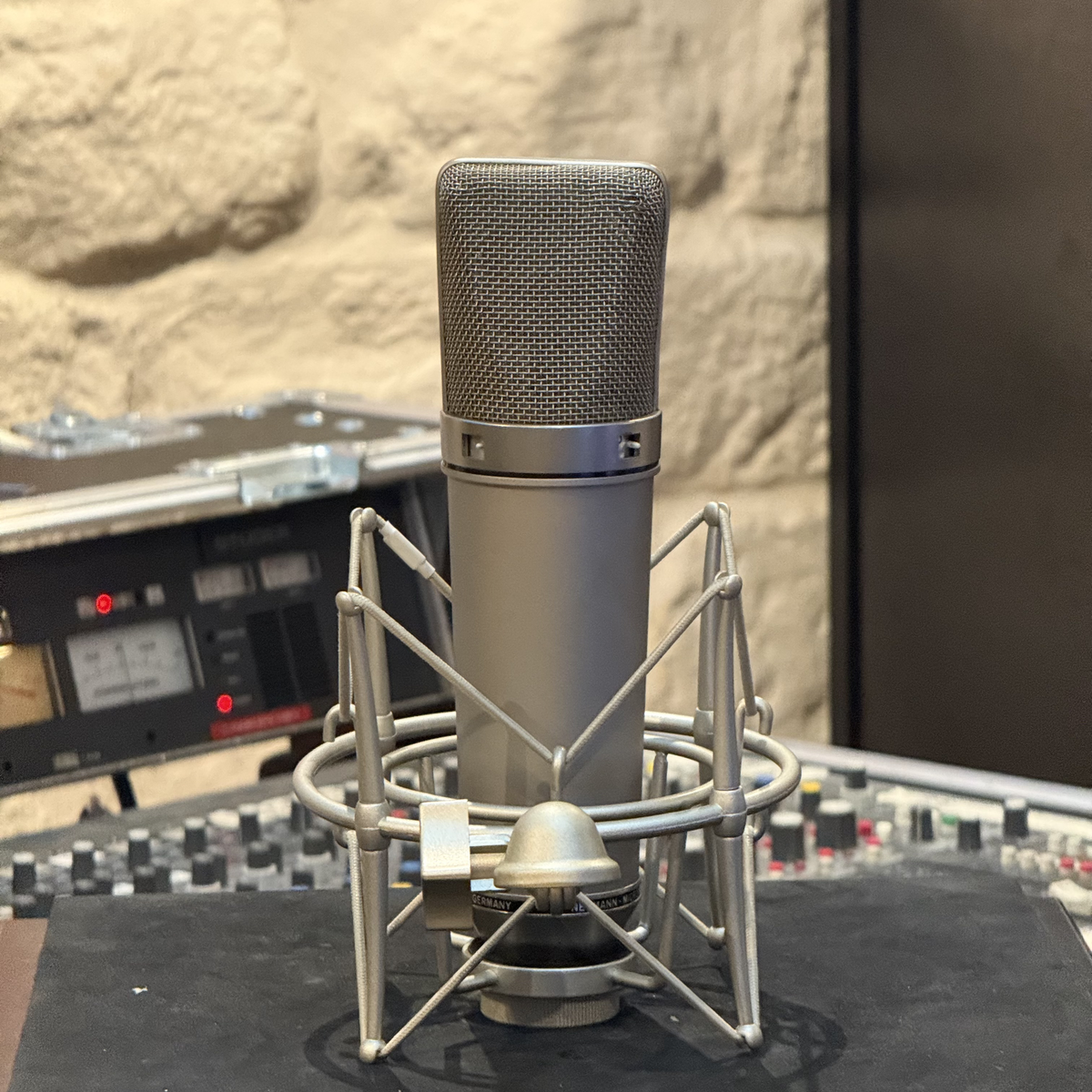 Neumann-U87-Ni-2