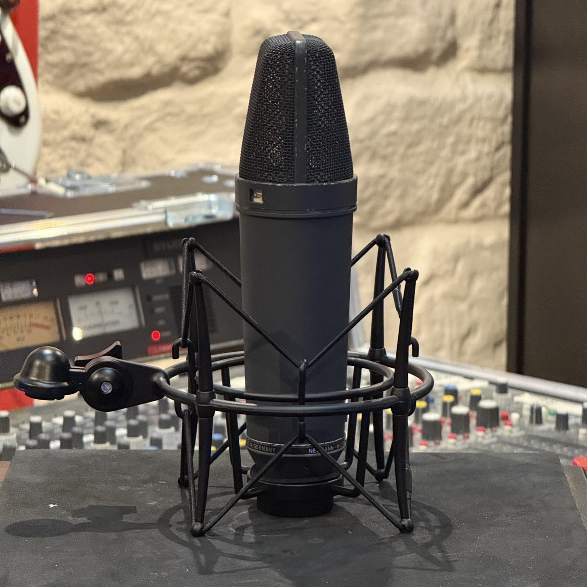 Neumann-U87-BK-4