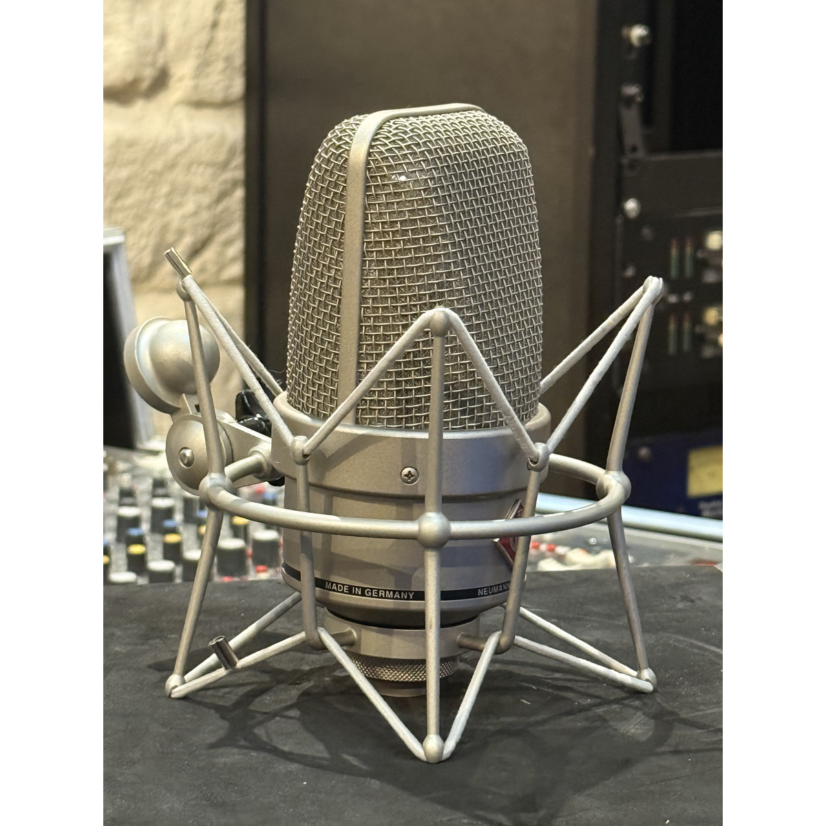 Neumann-TLM-49-Occ2026-4
