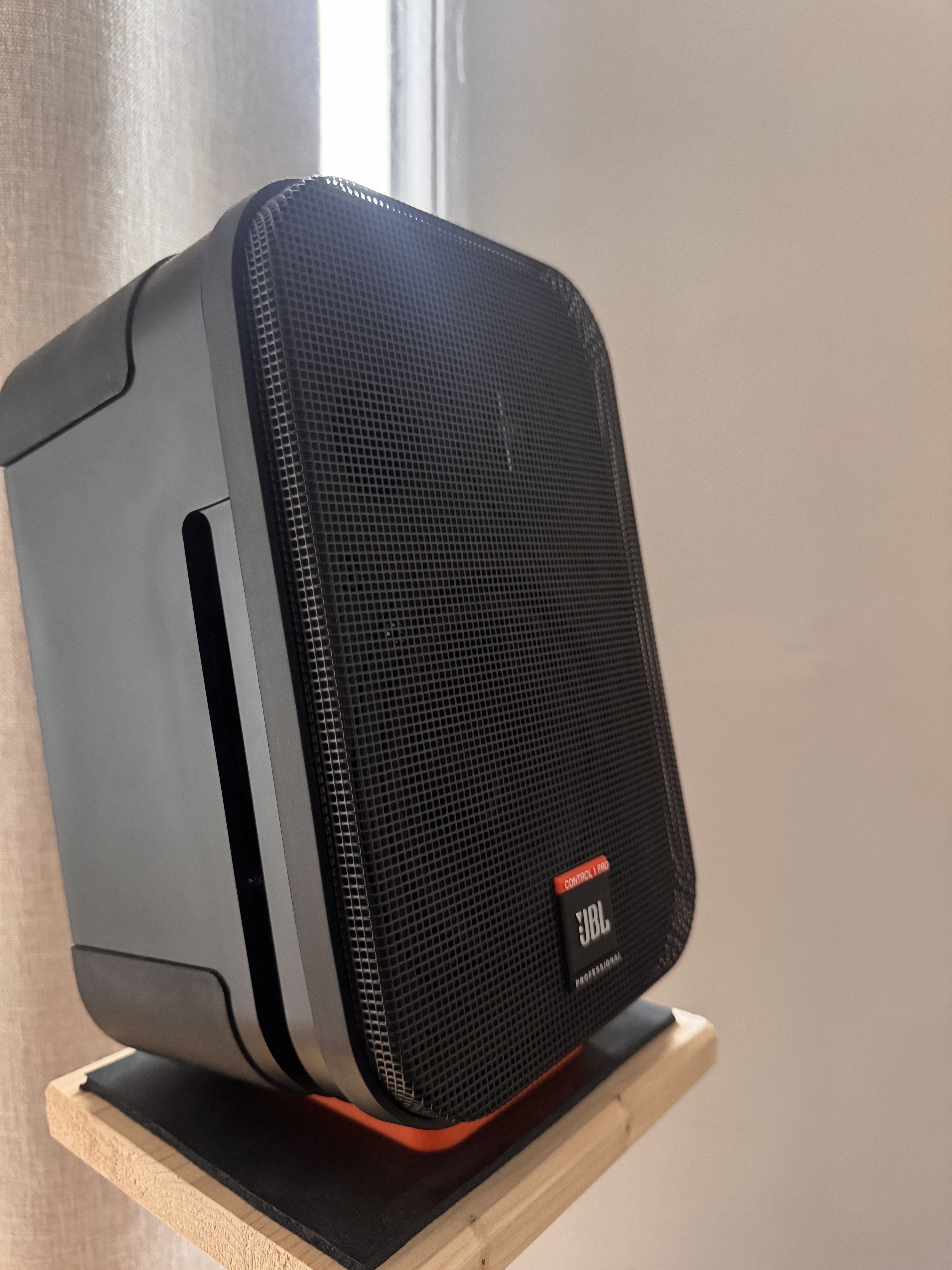 JBL Control 1 Pro (28444)