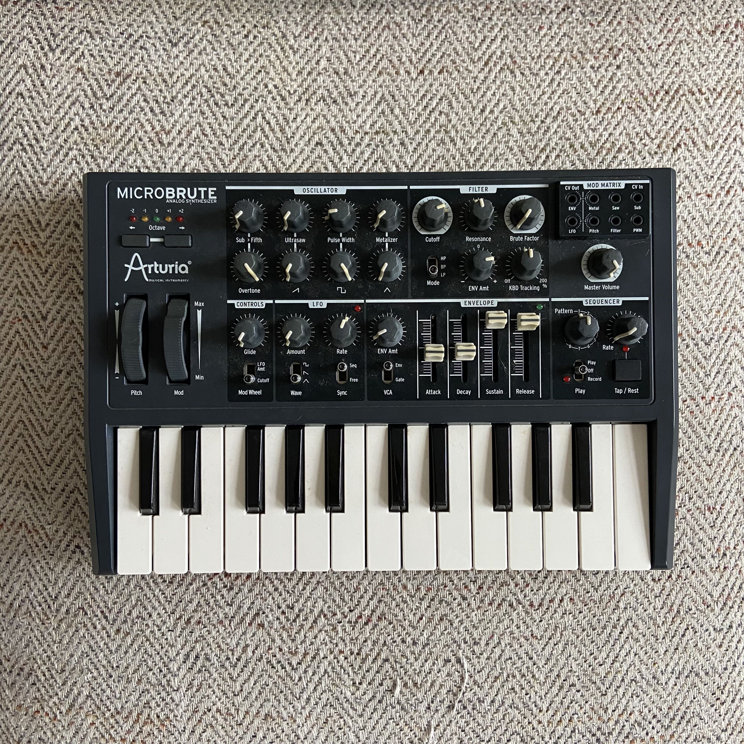 Vends MicroBrute défectueux pour pièces