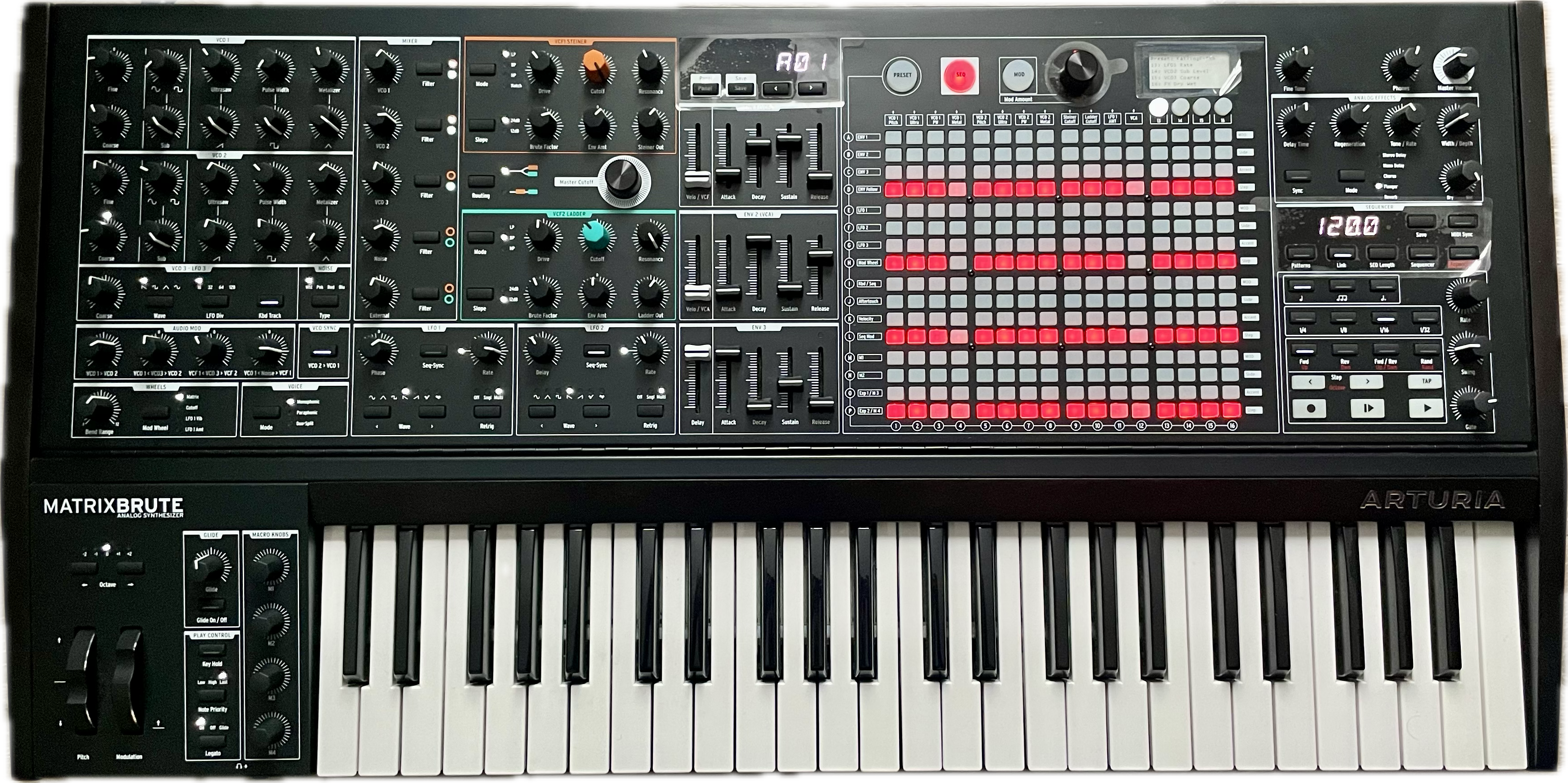 Arturia MatrixBrute Noir Limited Edition