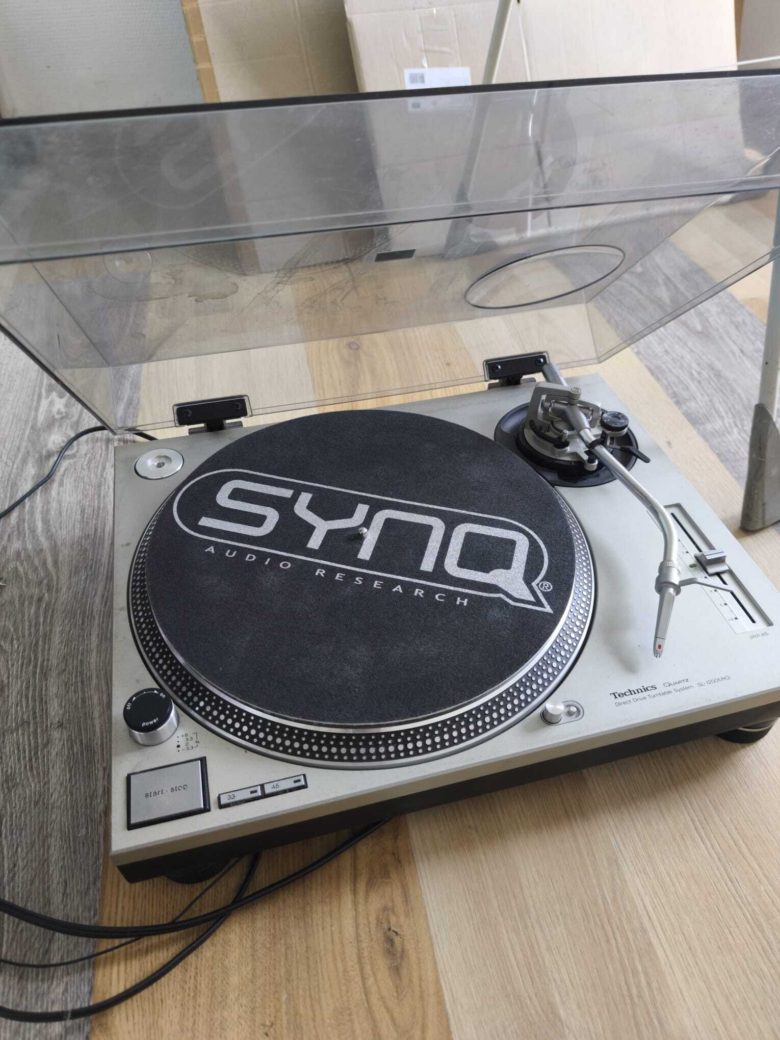 Vend Technics SL-1200 MK2 TBE  
