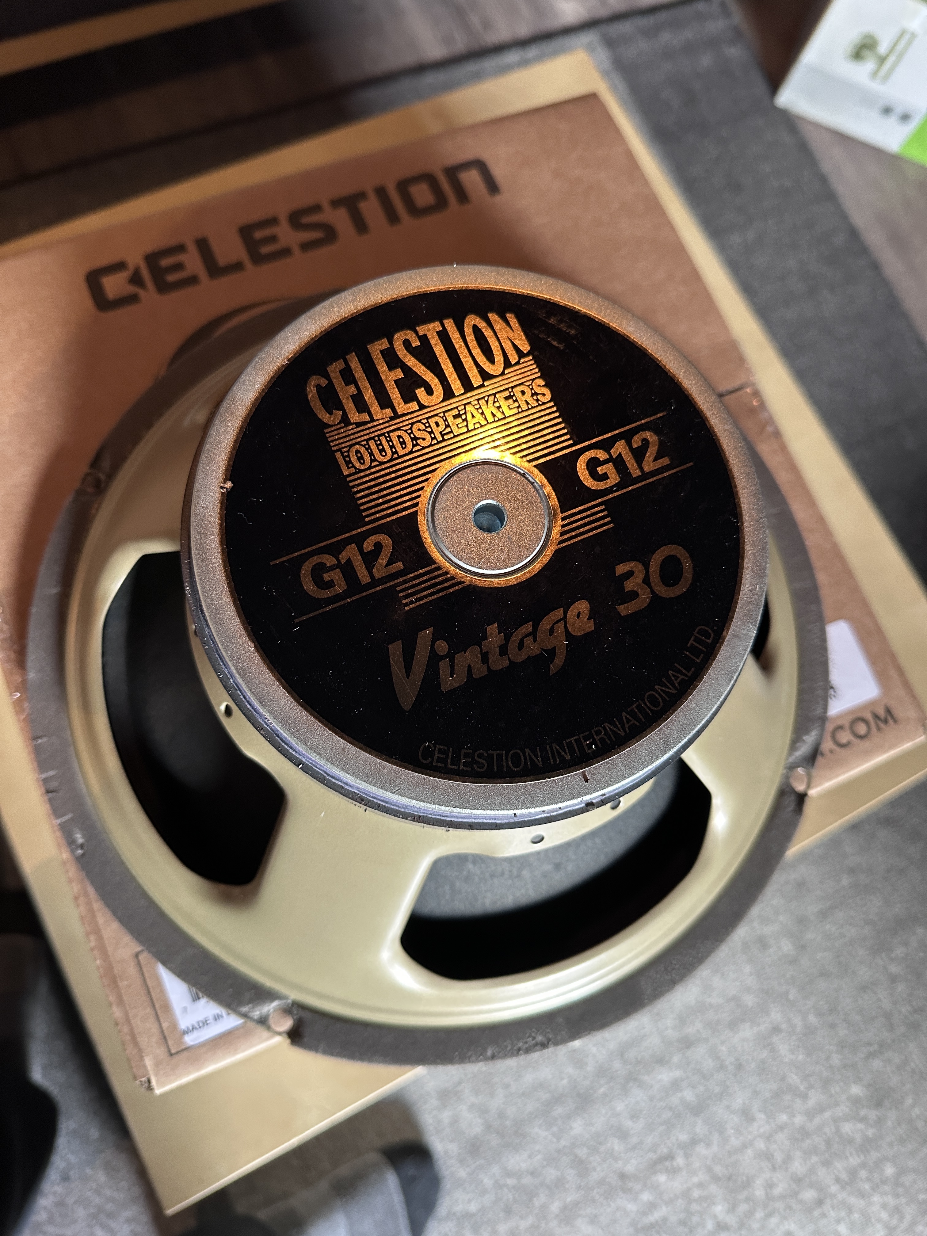 Celestion Vintage 30 V30 16Ω – 2022 (nouvelle version) – comme neuf