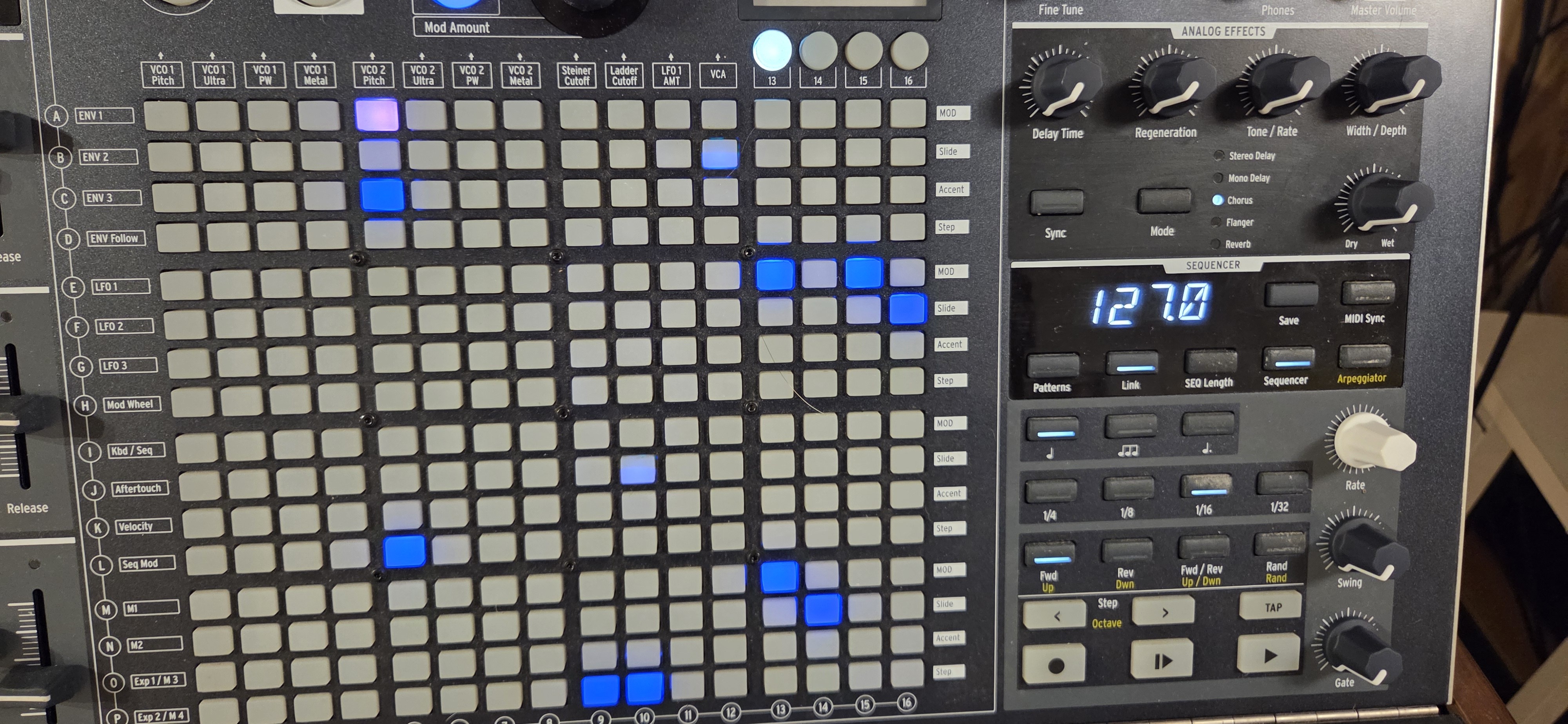 Arturia MatrixBrute (71272)