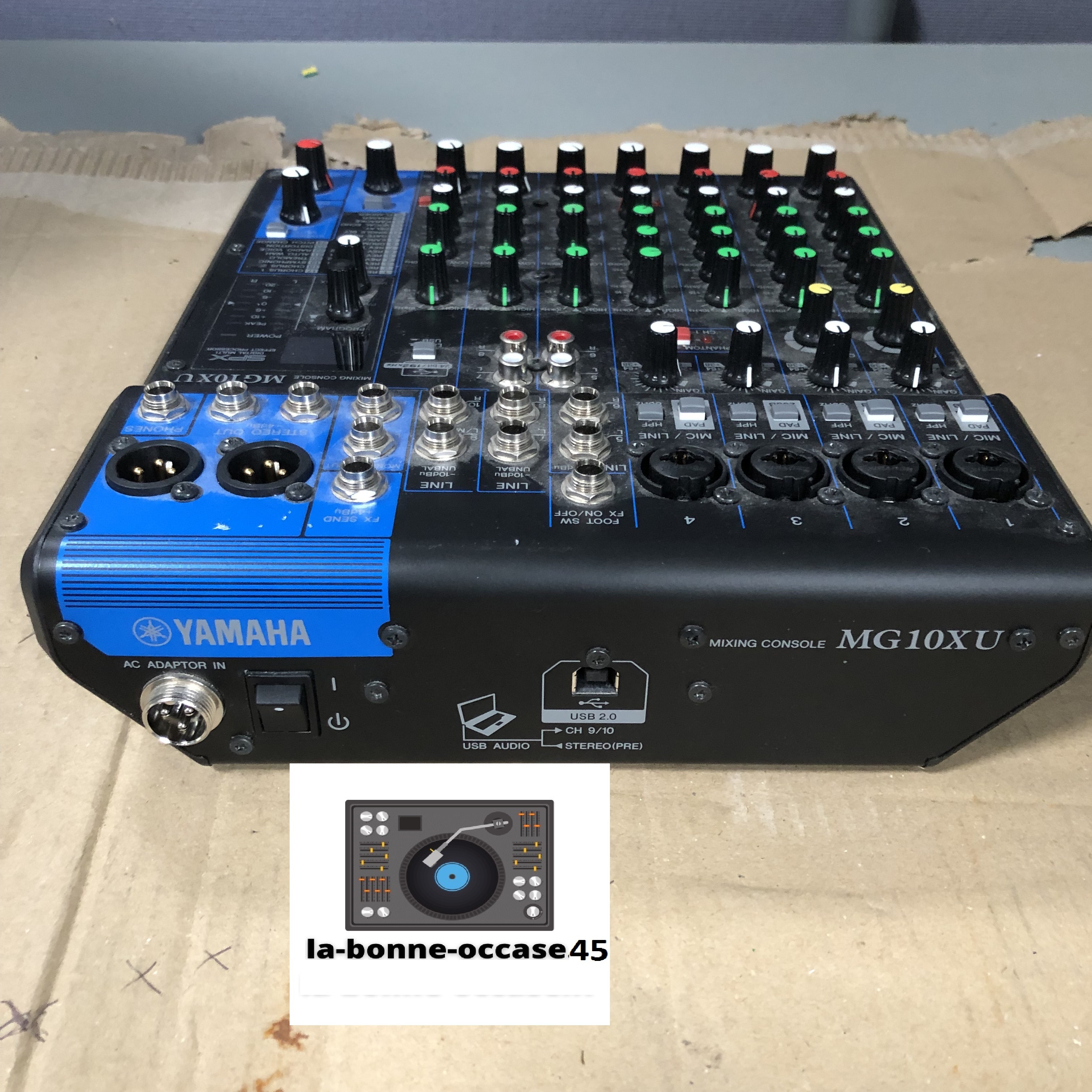 Console MG10XU YA