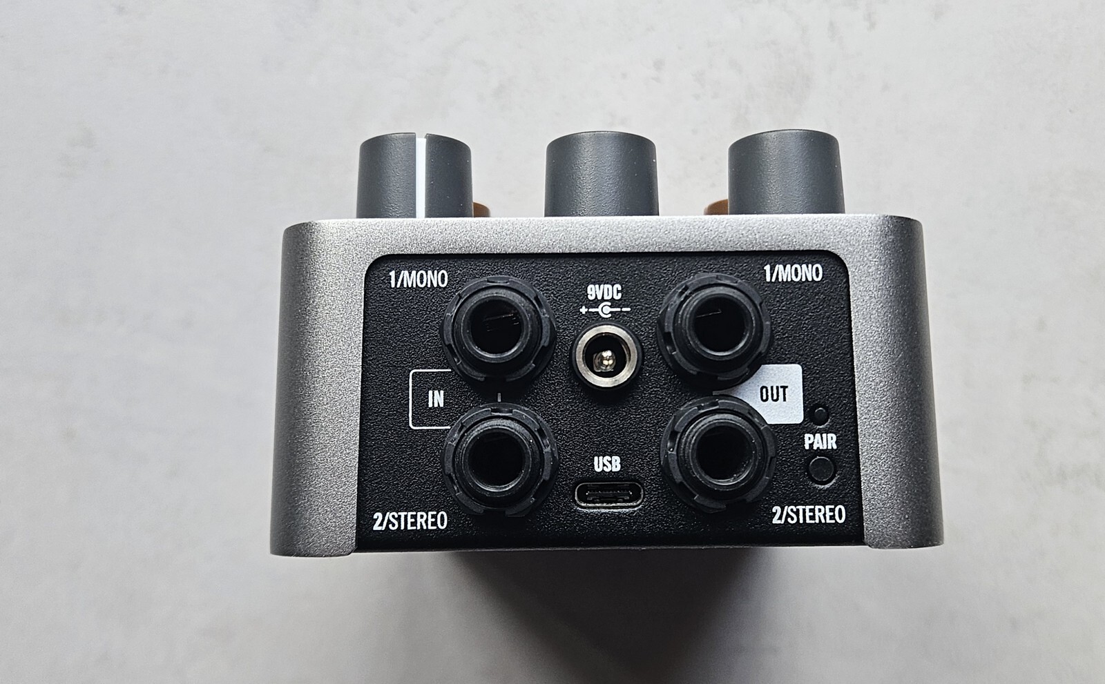 Universal Audio OX Stomp Dynamic Speaker Emulator (33239)
