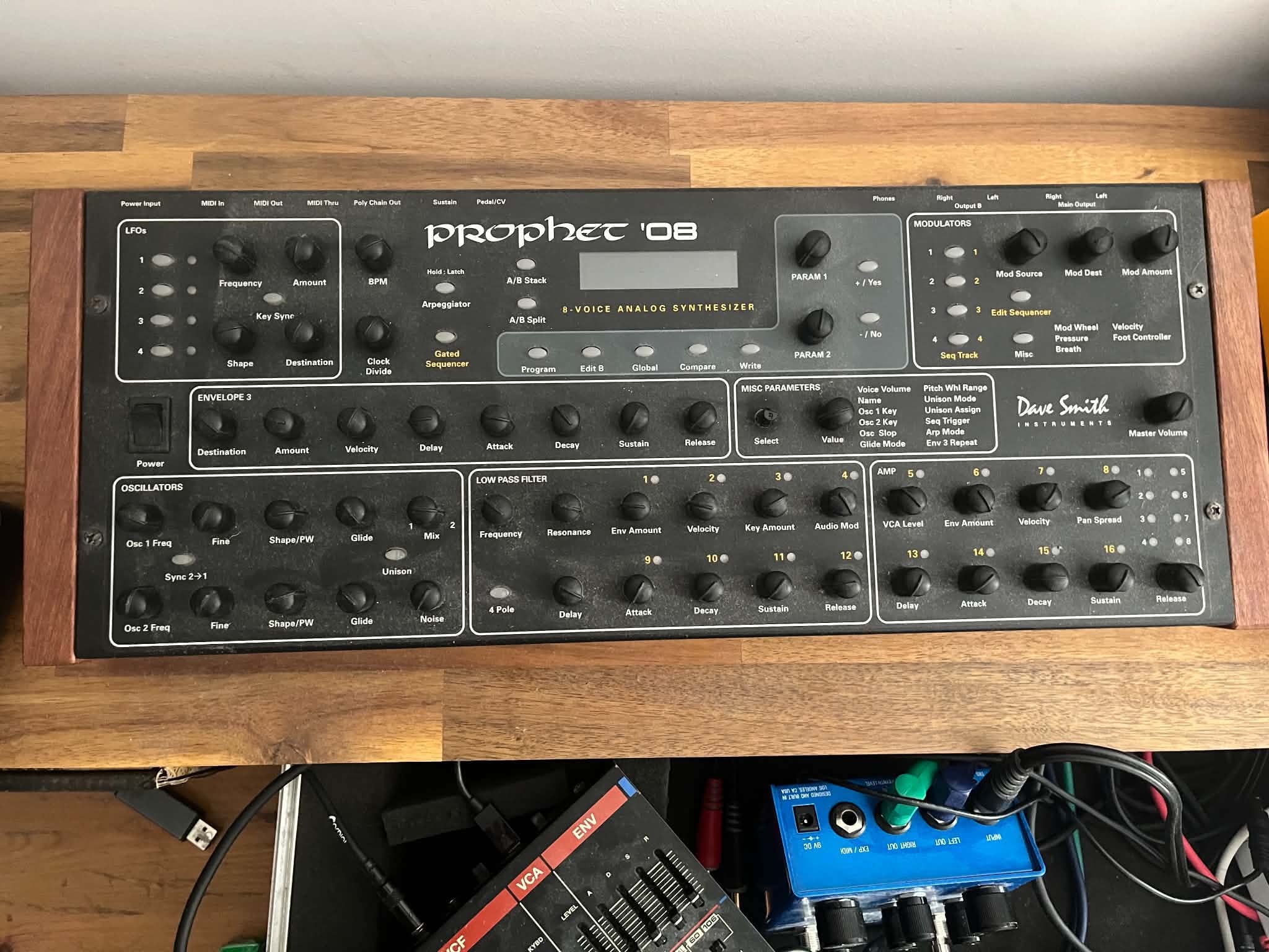Dave Smith Instruments Prophet '08 Desktop Pot Edition (25063)