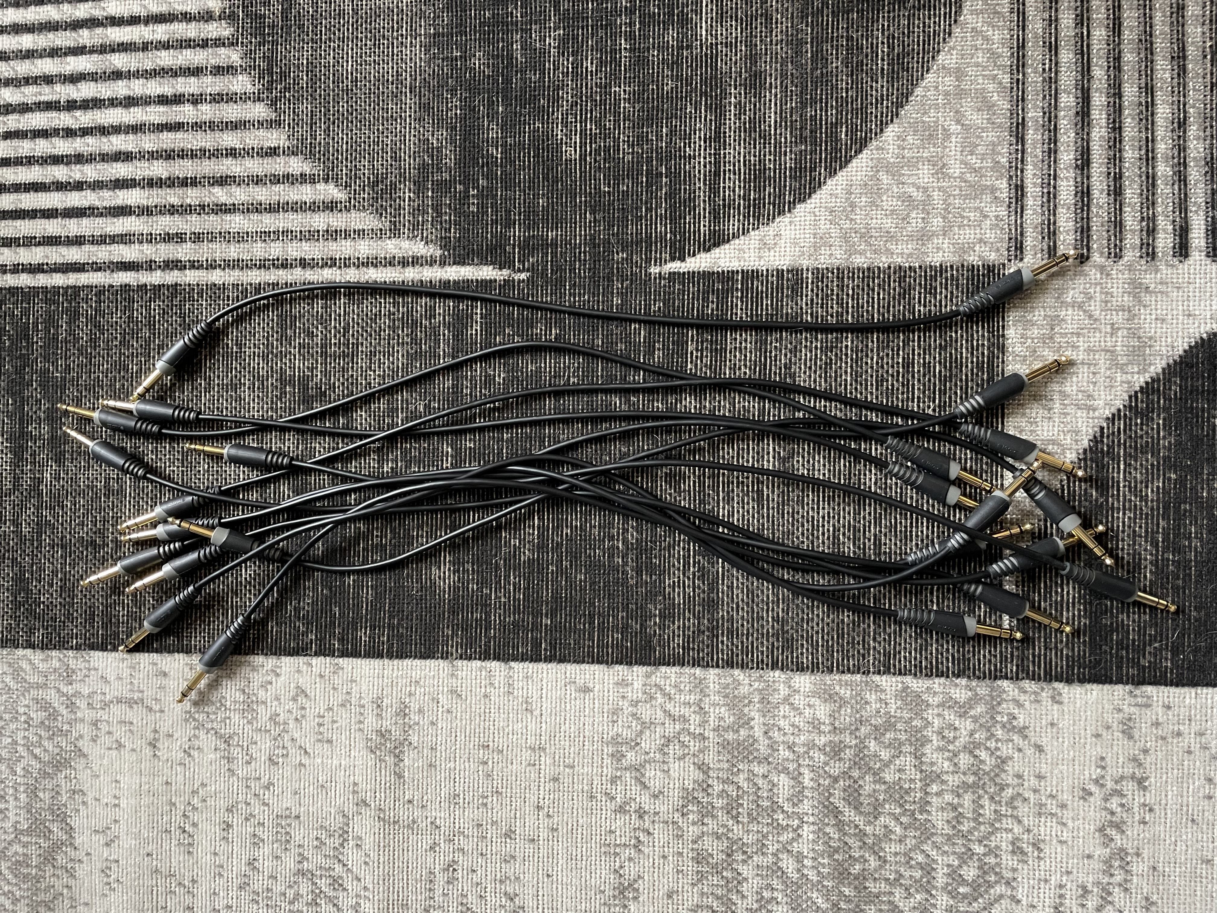 Vends 12 cables patch Klotz symetriques 60cm