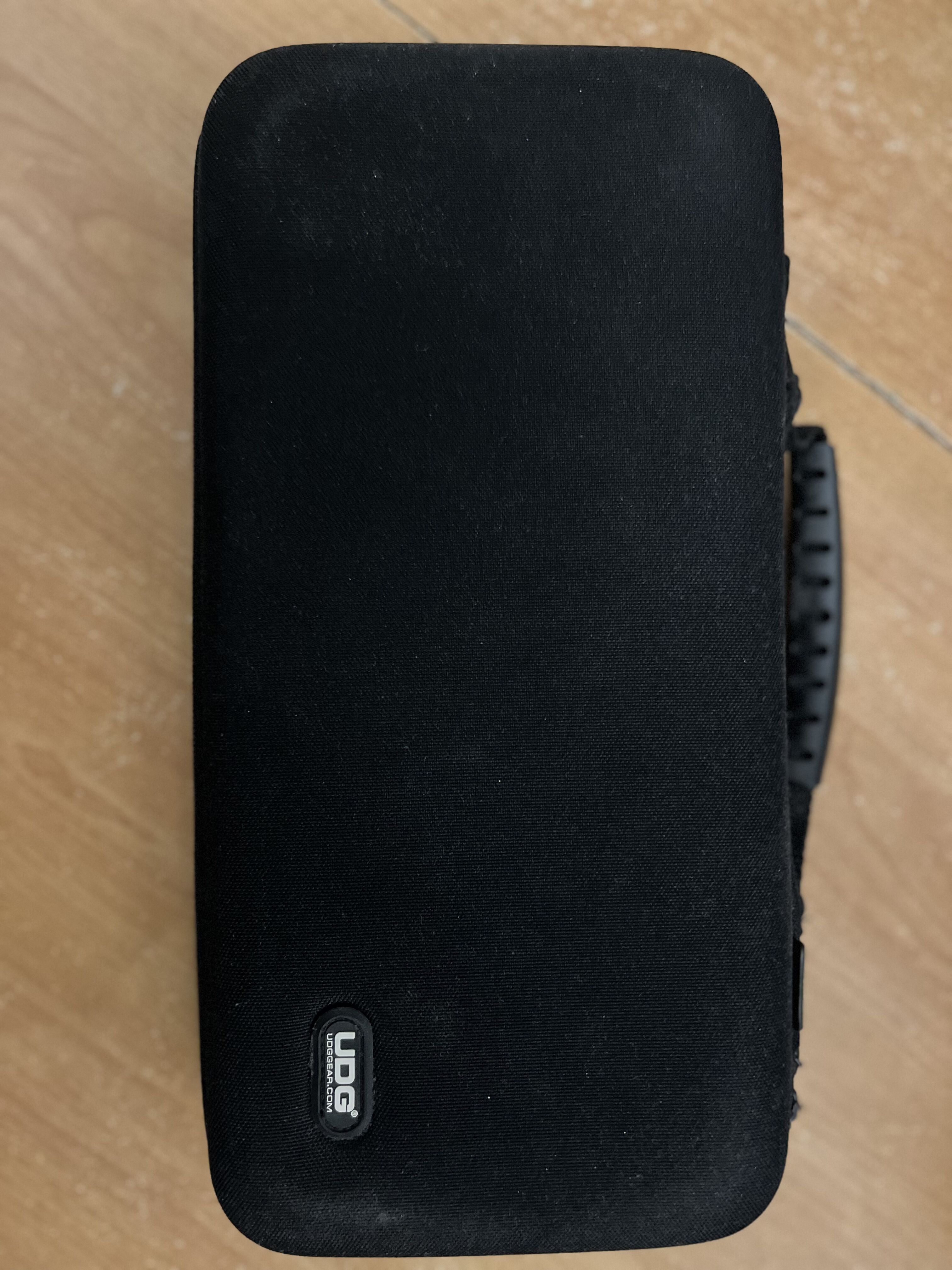 Reloop Mixtour (2370)