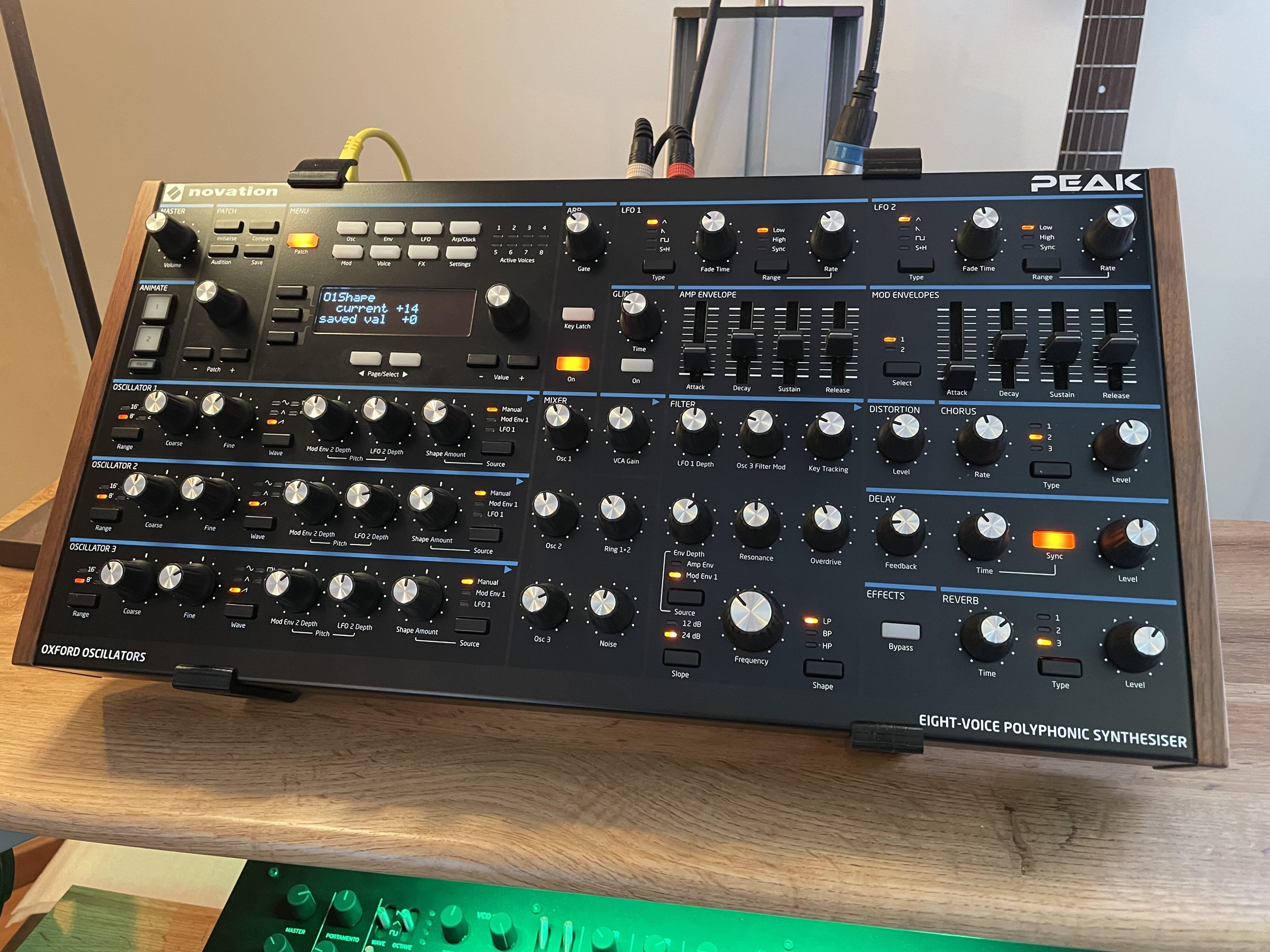 NOVATION PEAK 