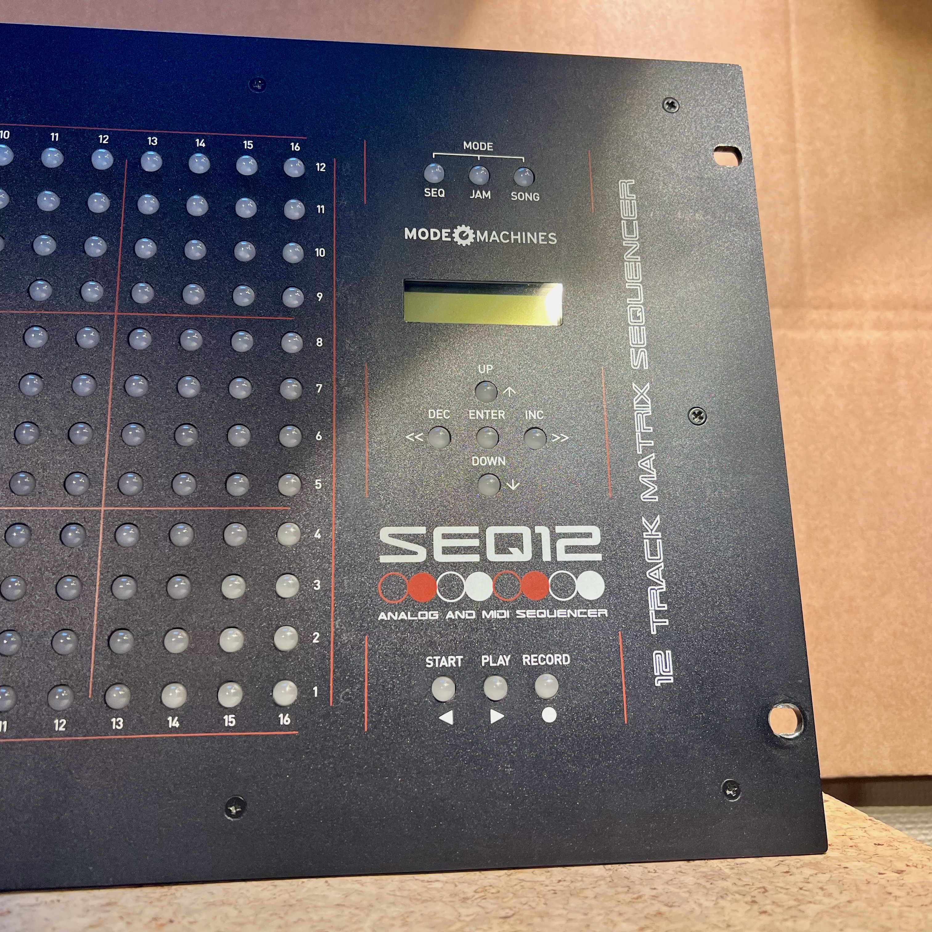 Mode Machines SEQ12 (67055)