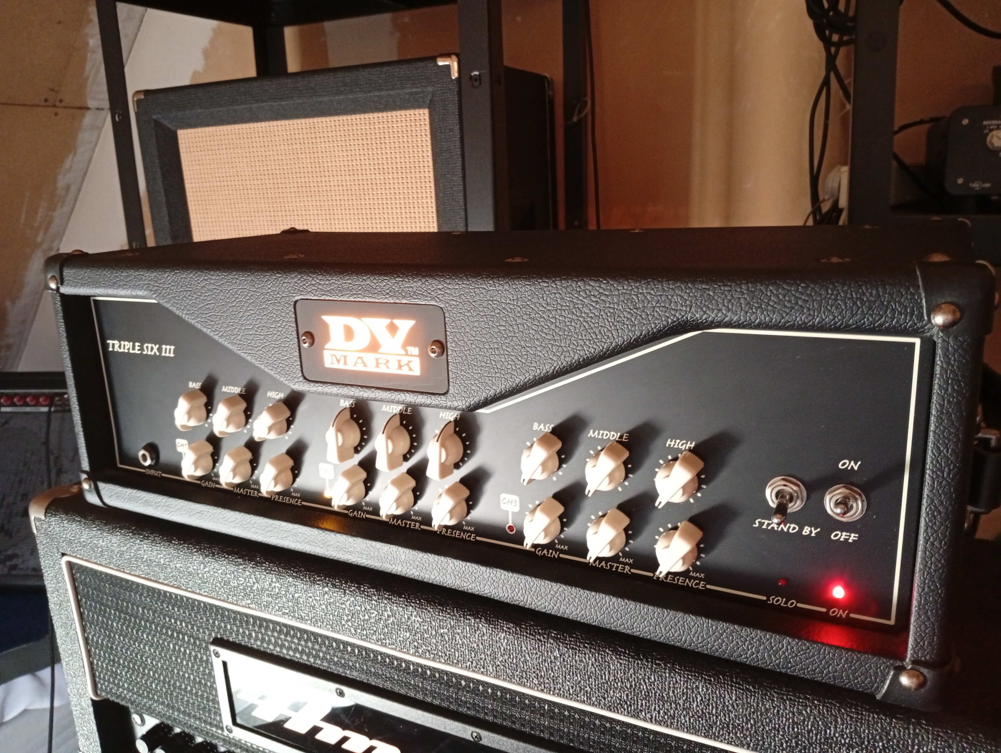 Vends DV Mark Triple Six III