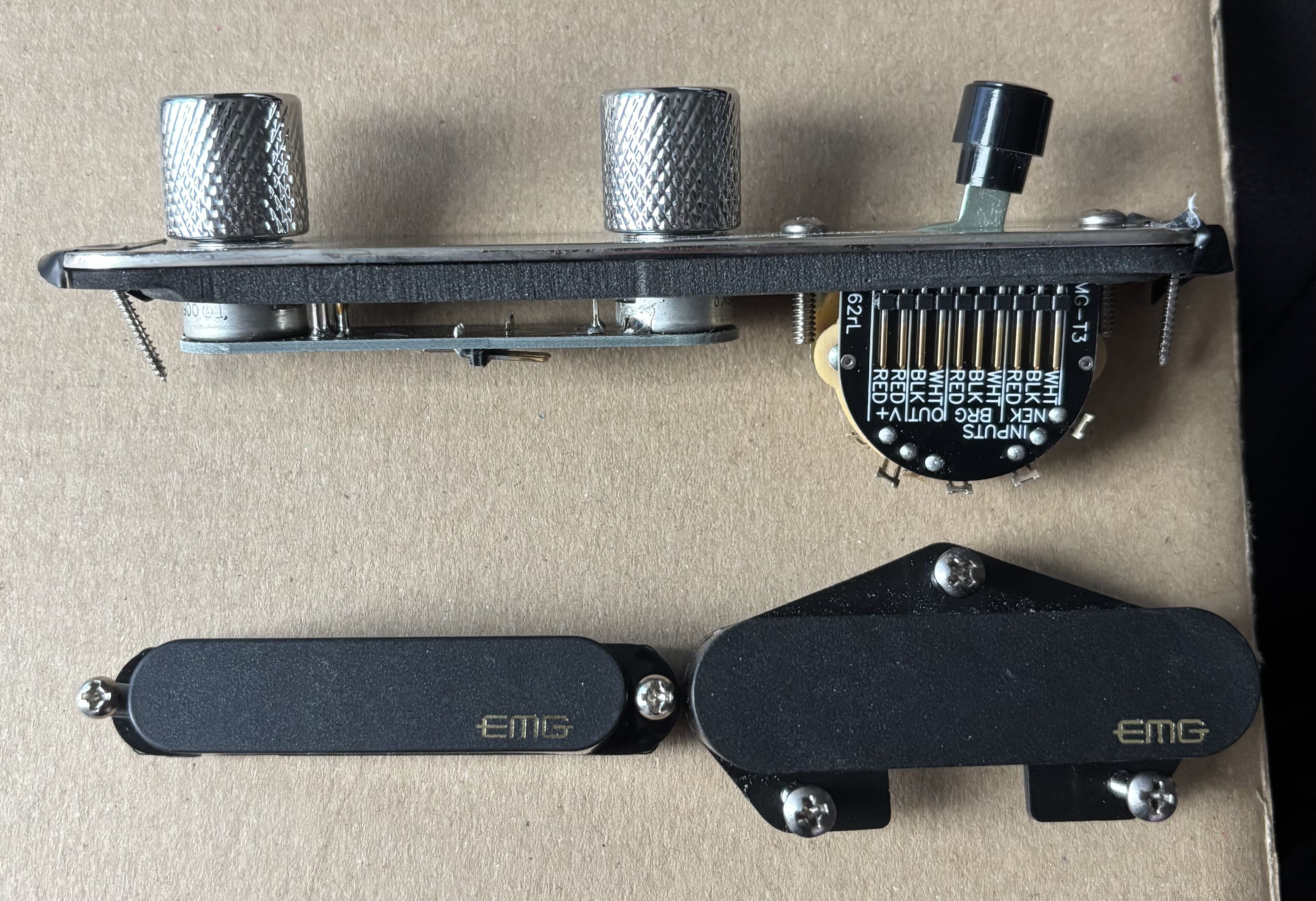 EMG T System Black