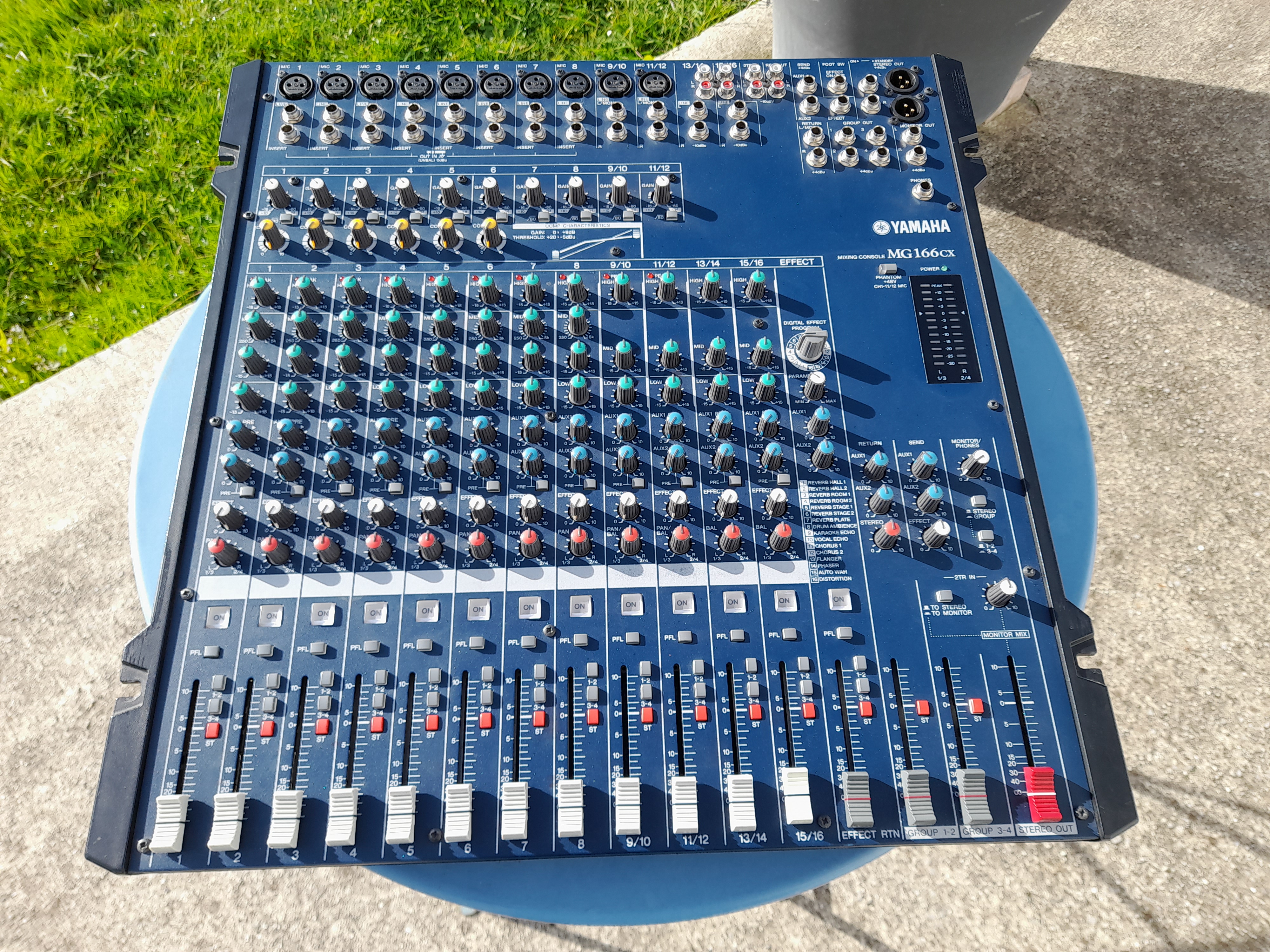 Yamaha MG166CX