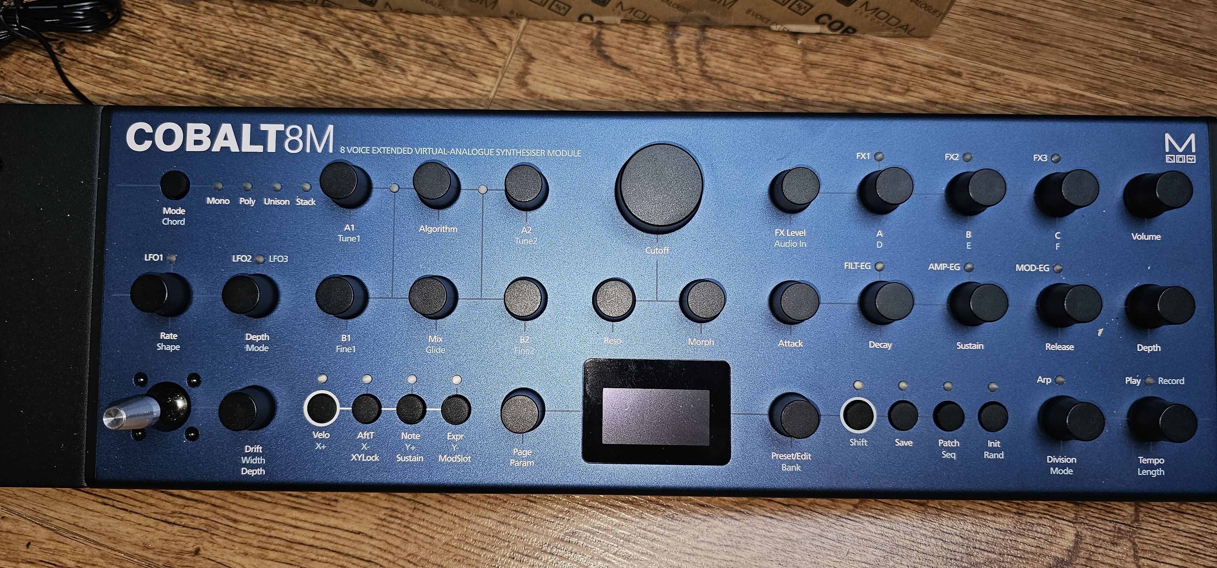 Modal Electronics Cobalt8M (81376)