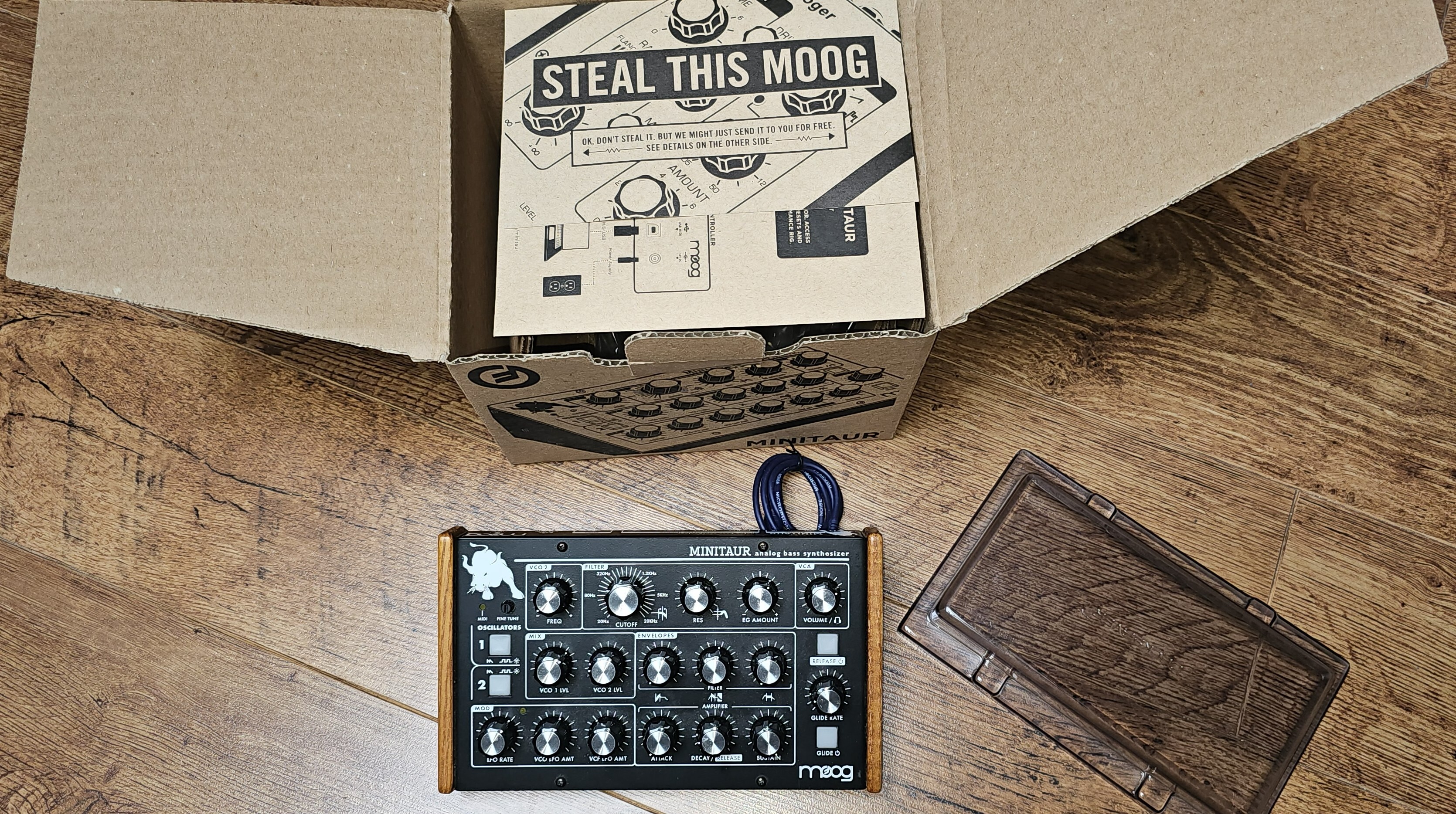Moog Music Minitaur (47896)