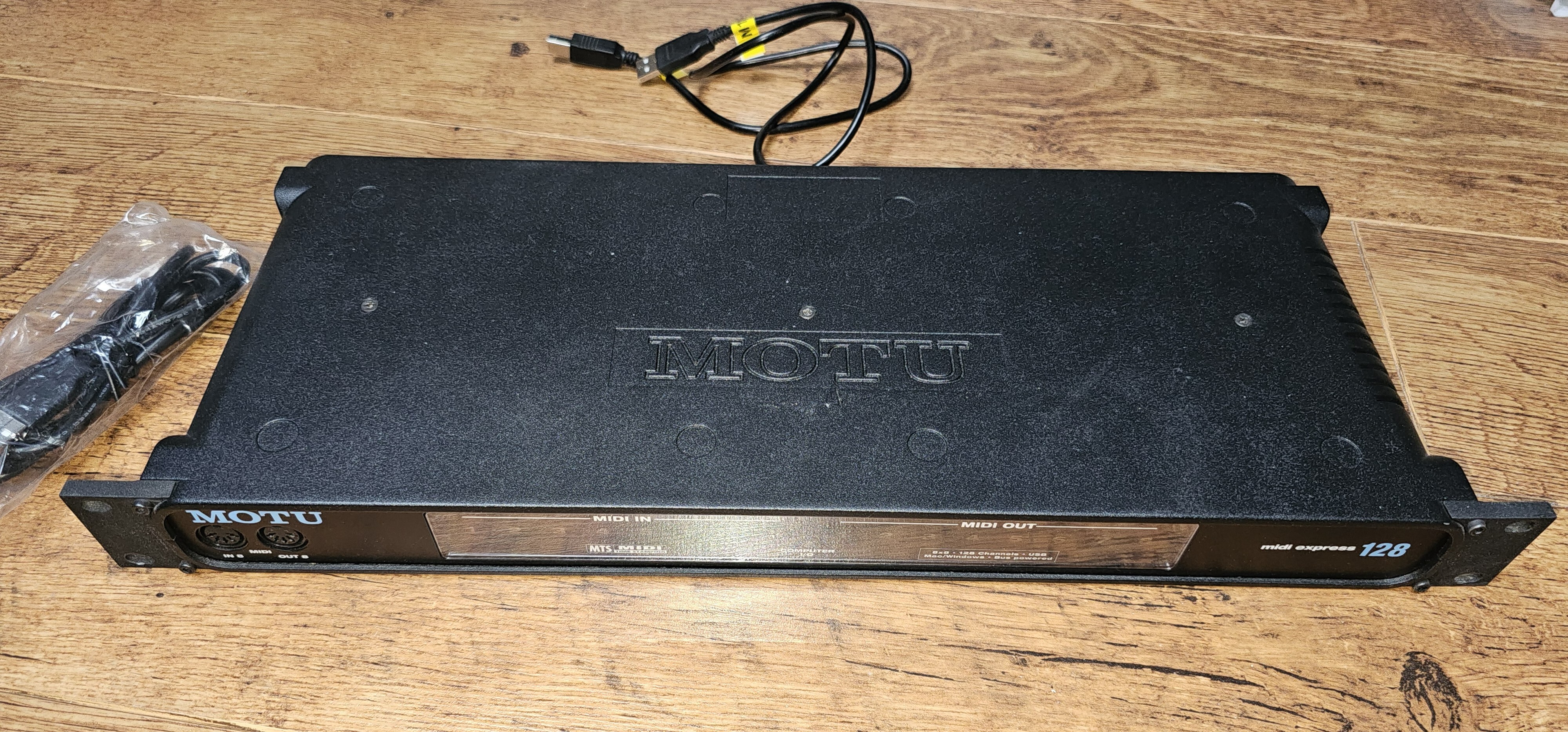 Motu Midi Express 128 USB