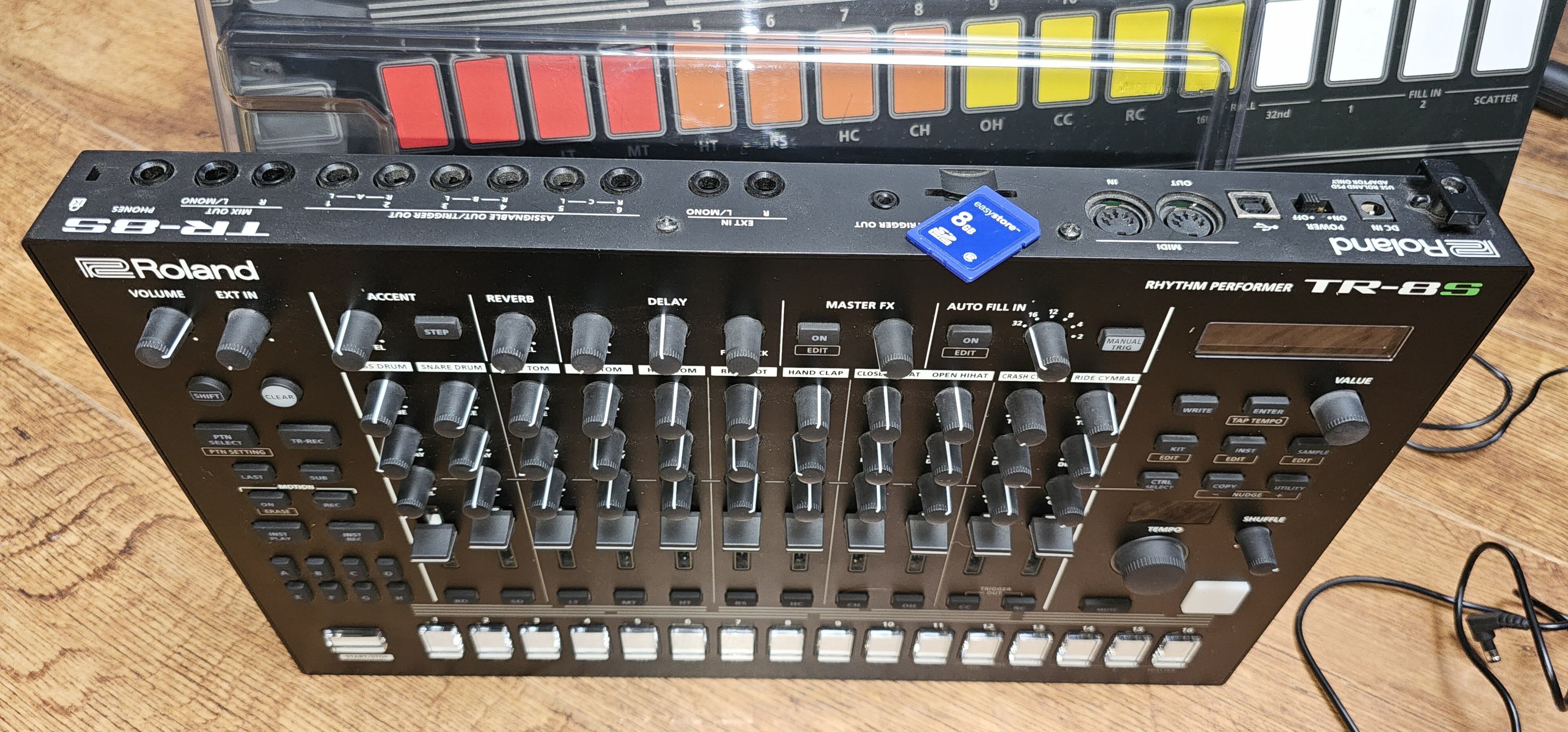 Roland TR-8S Rhythm Performer (23823)