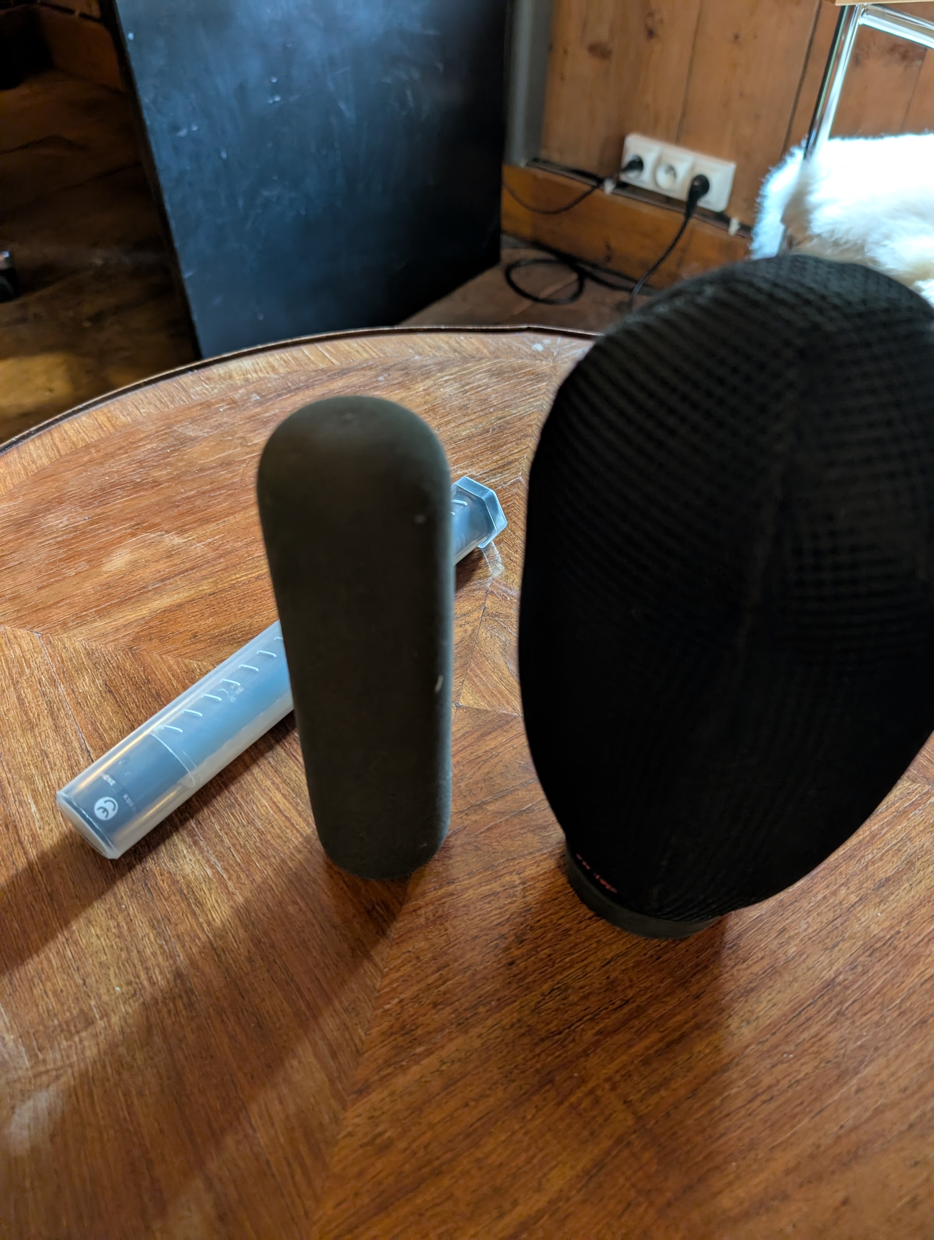 Micro directionnel Neumann KMR 81 i 