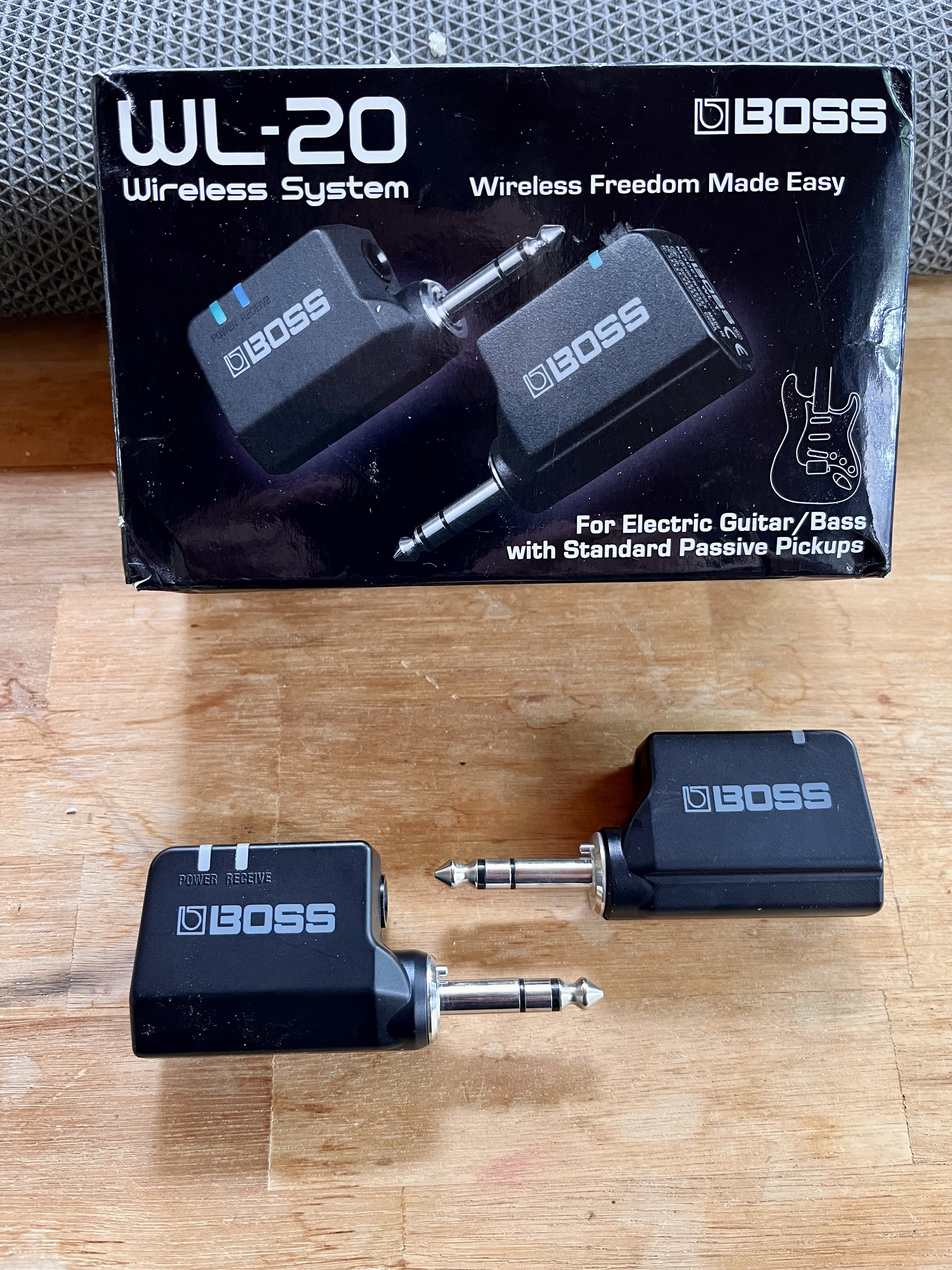 BOSS WL-20 Wireless System / guitare & basse 