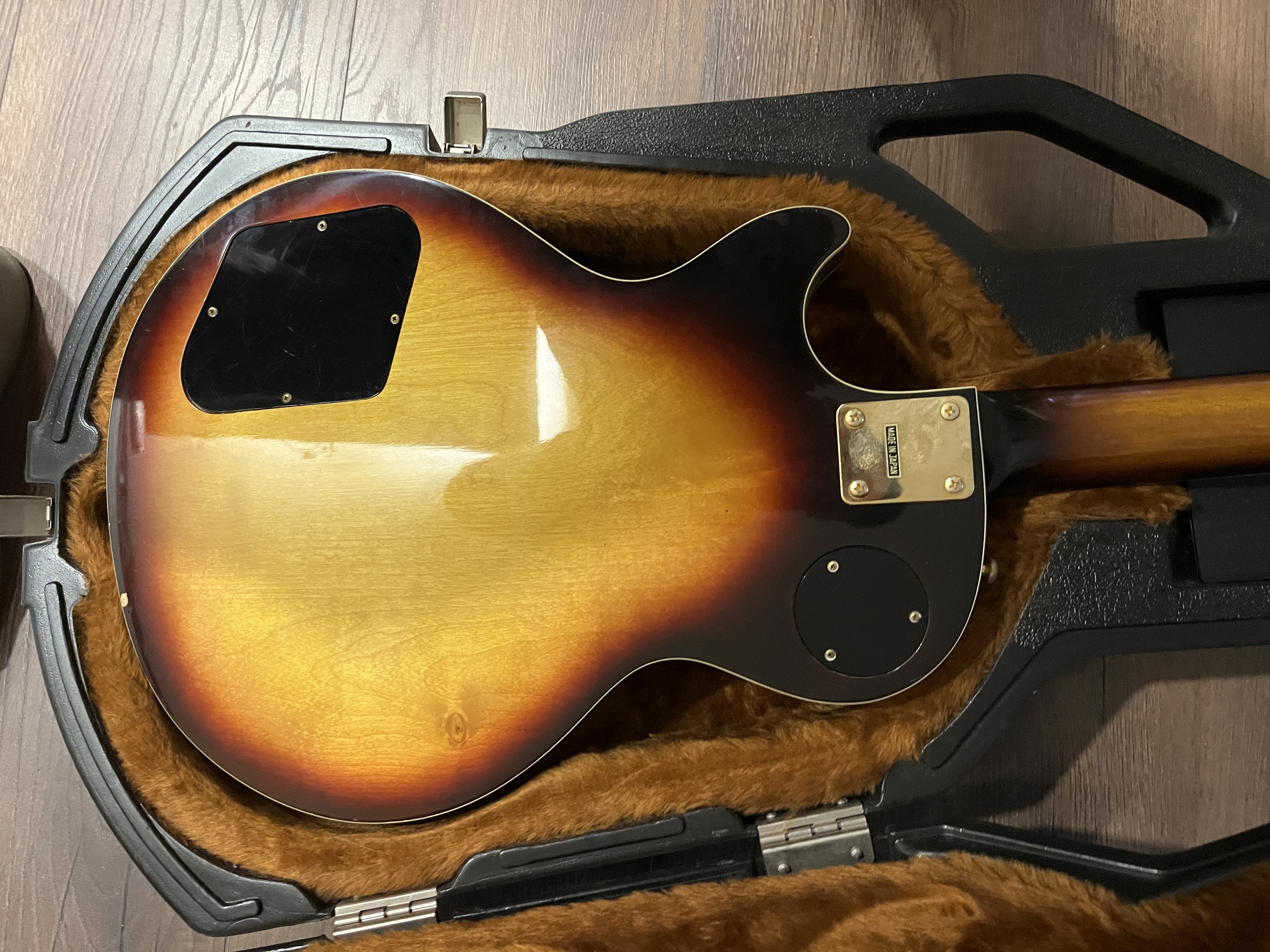 Morris Les Paul (33578)