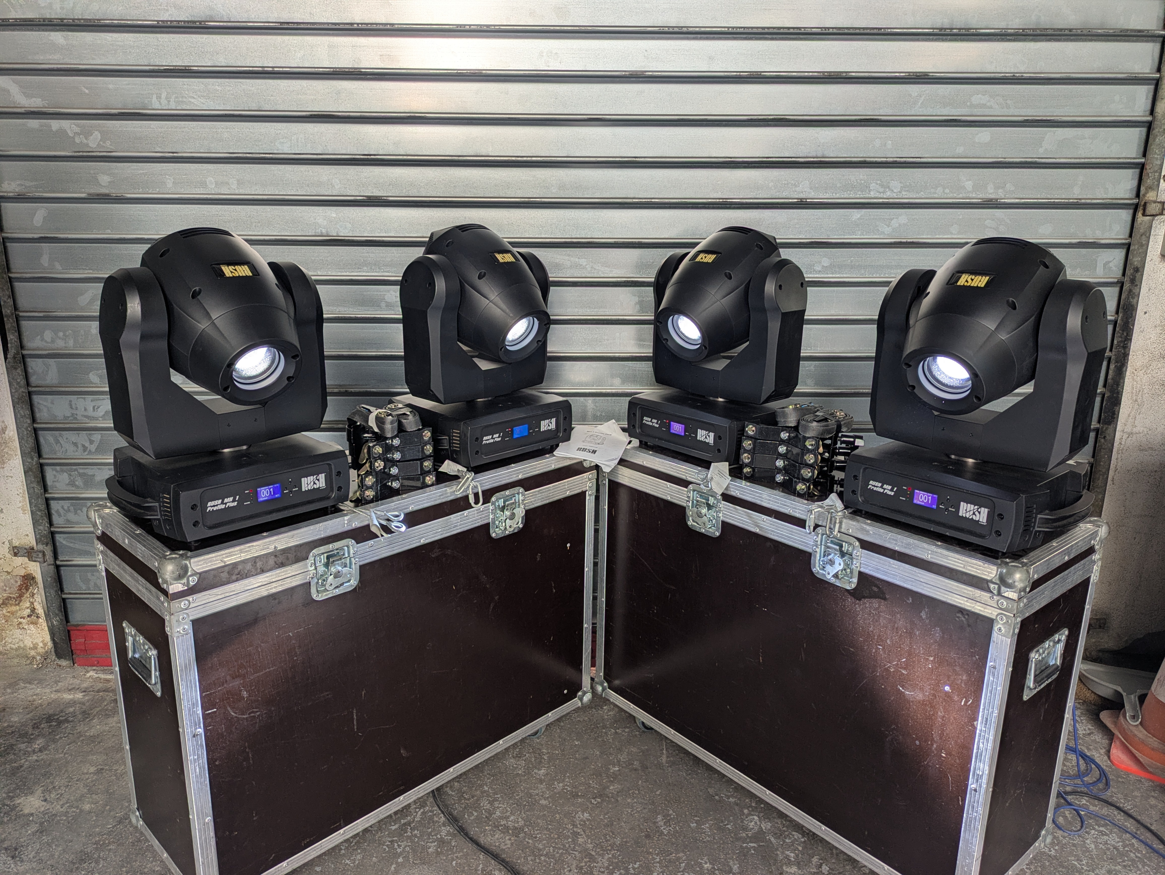 Vends 4 Lyres Martin Rush MH1 Profile + 180W led
