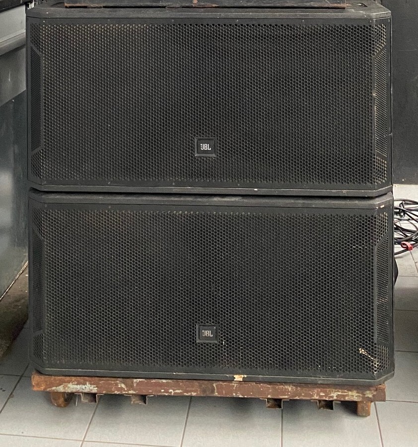 JBL SRX828S caisson de basses passif