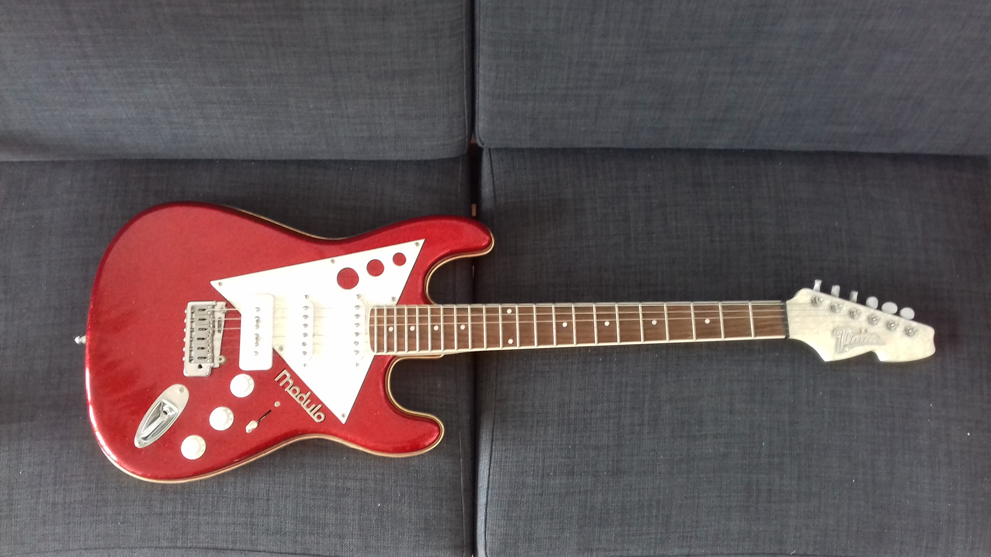 Vends guitare Italia Modulo Tipo 3