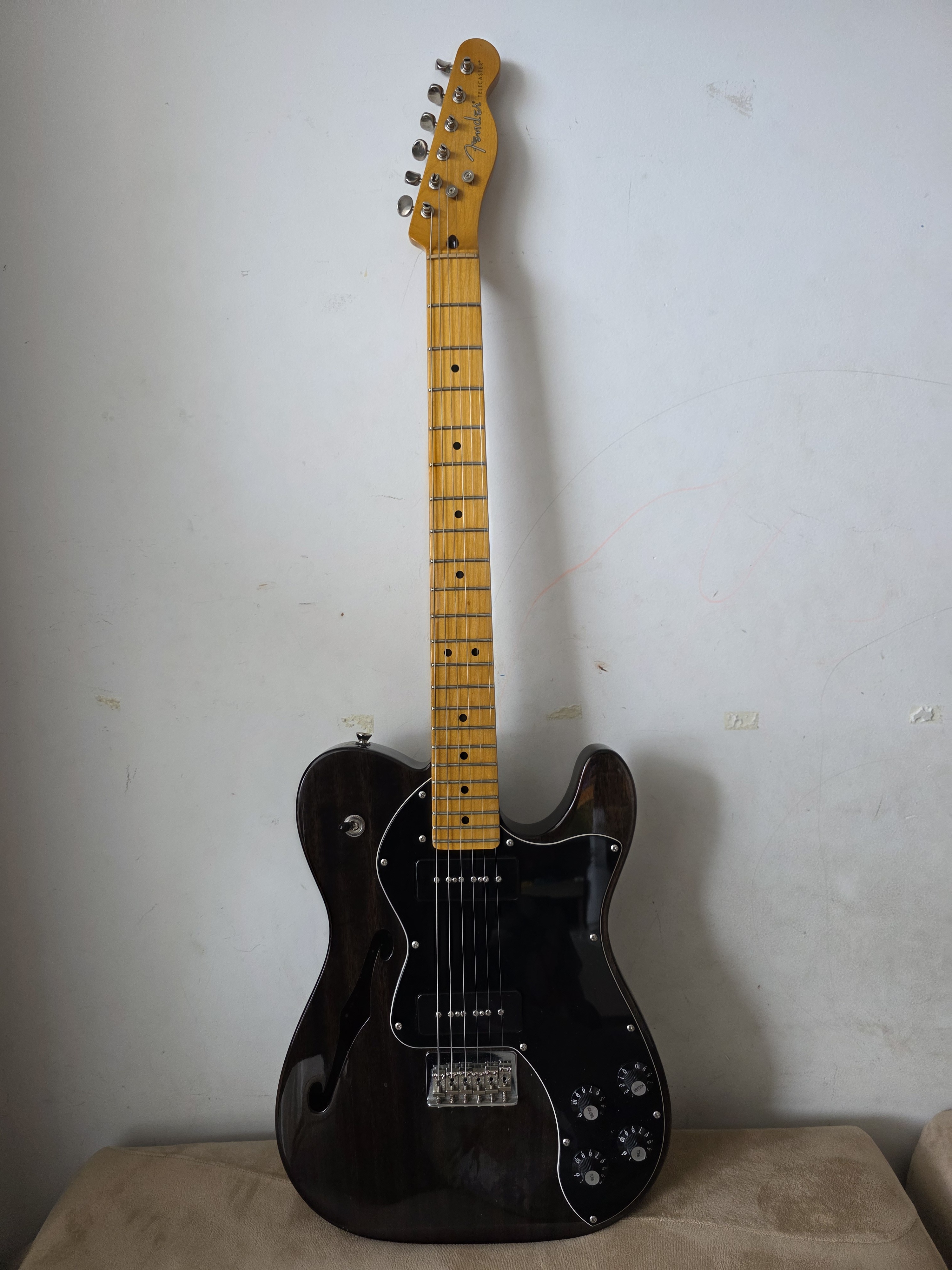 Fender Modern Player Telecaster Thinline Deluxe