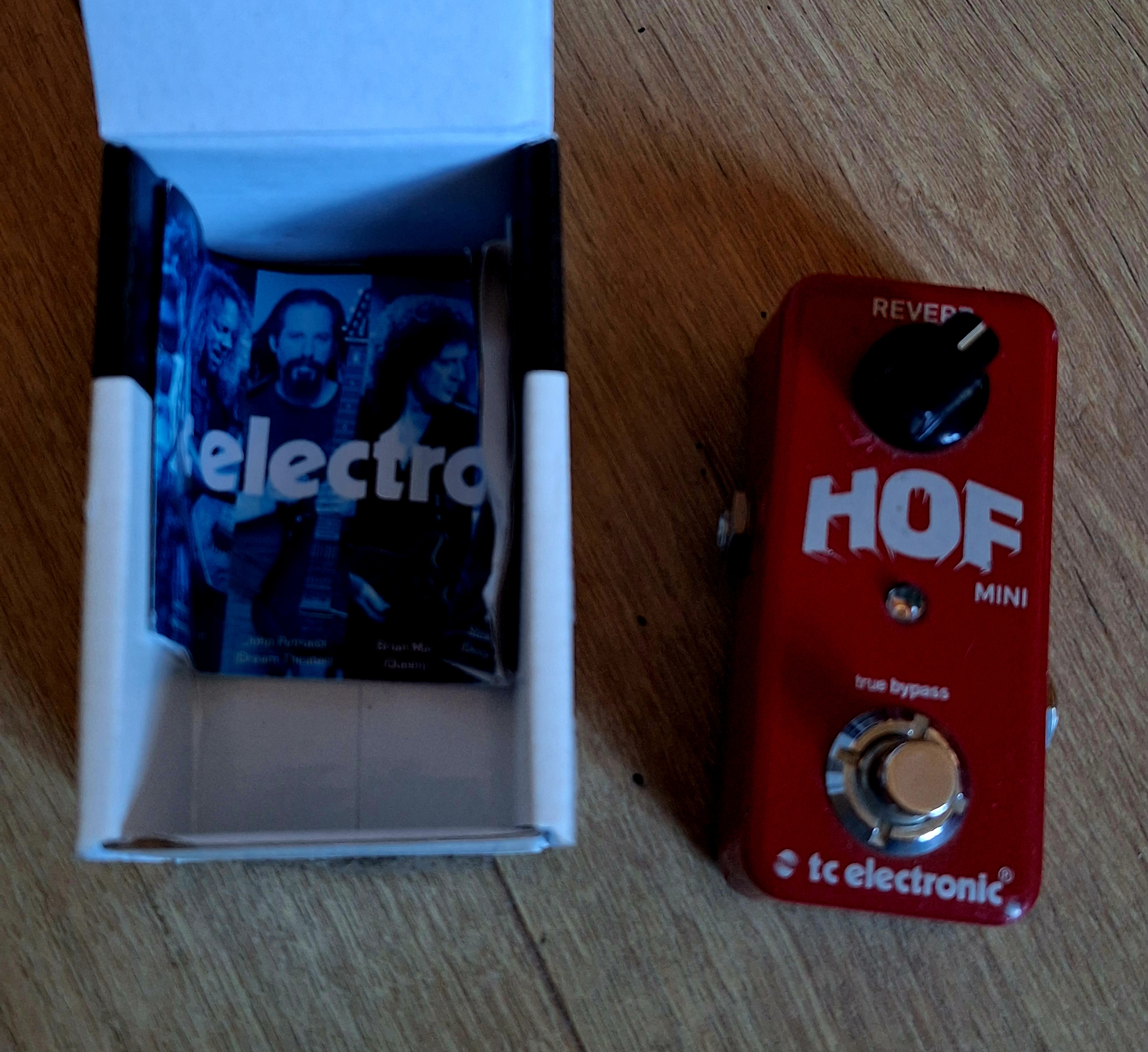 HOF-01 (40e)