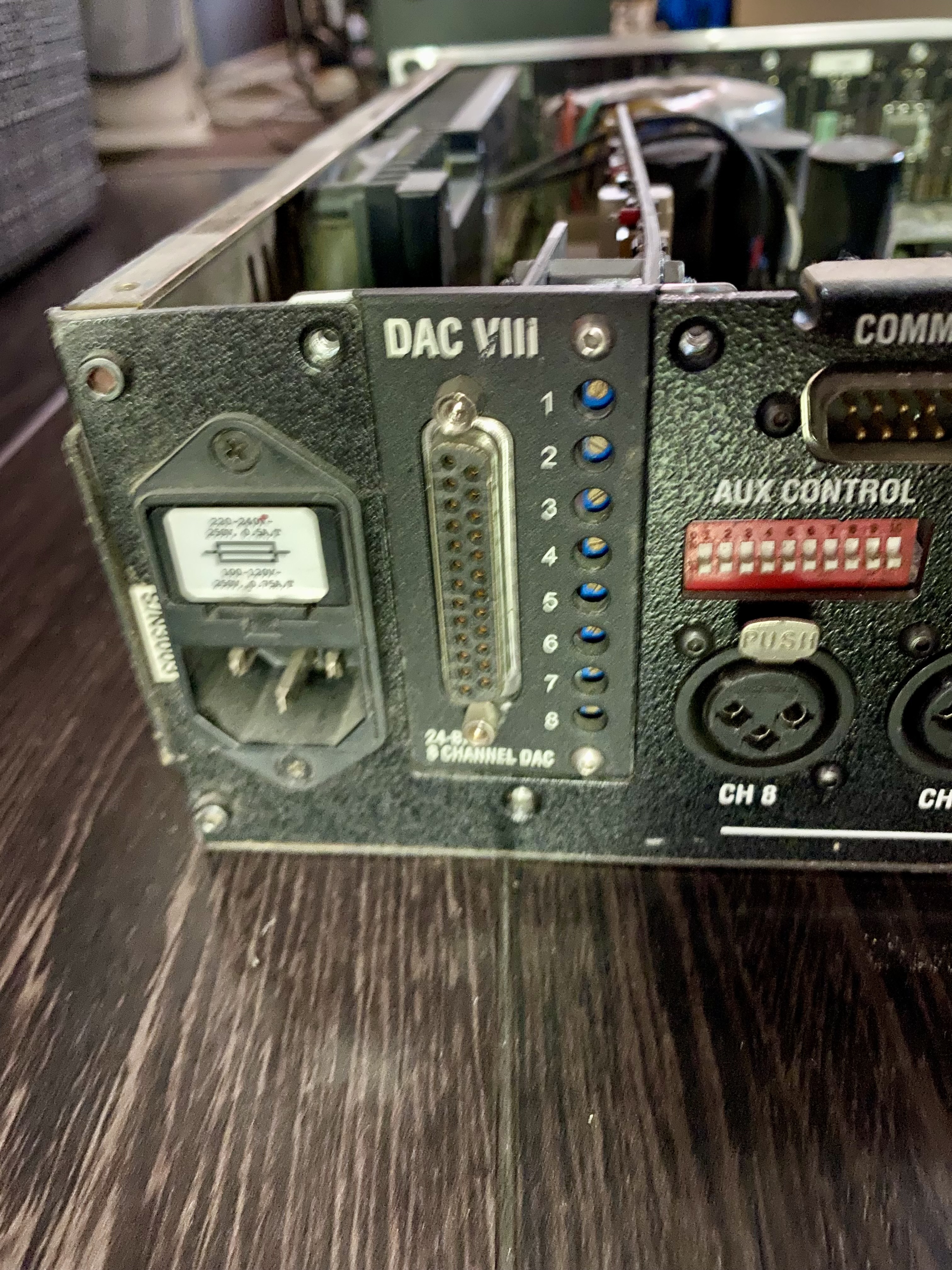 Apogee AD-8000 (14010)