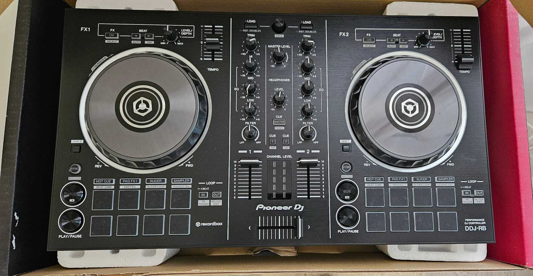 Pioneer DDJ-RB Contrôleur DJ Rekordbox SERVI 1X Boîte origine