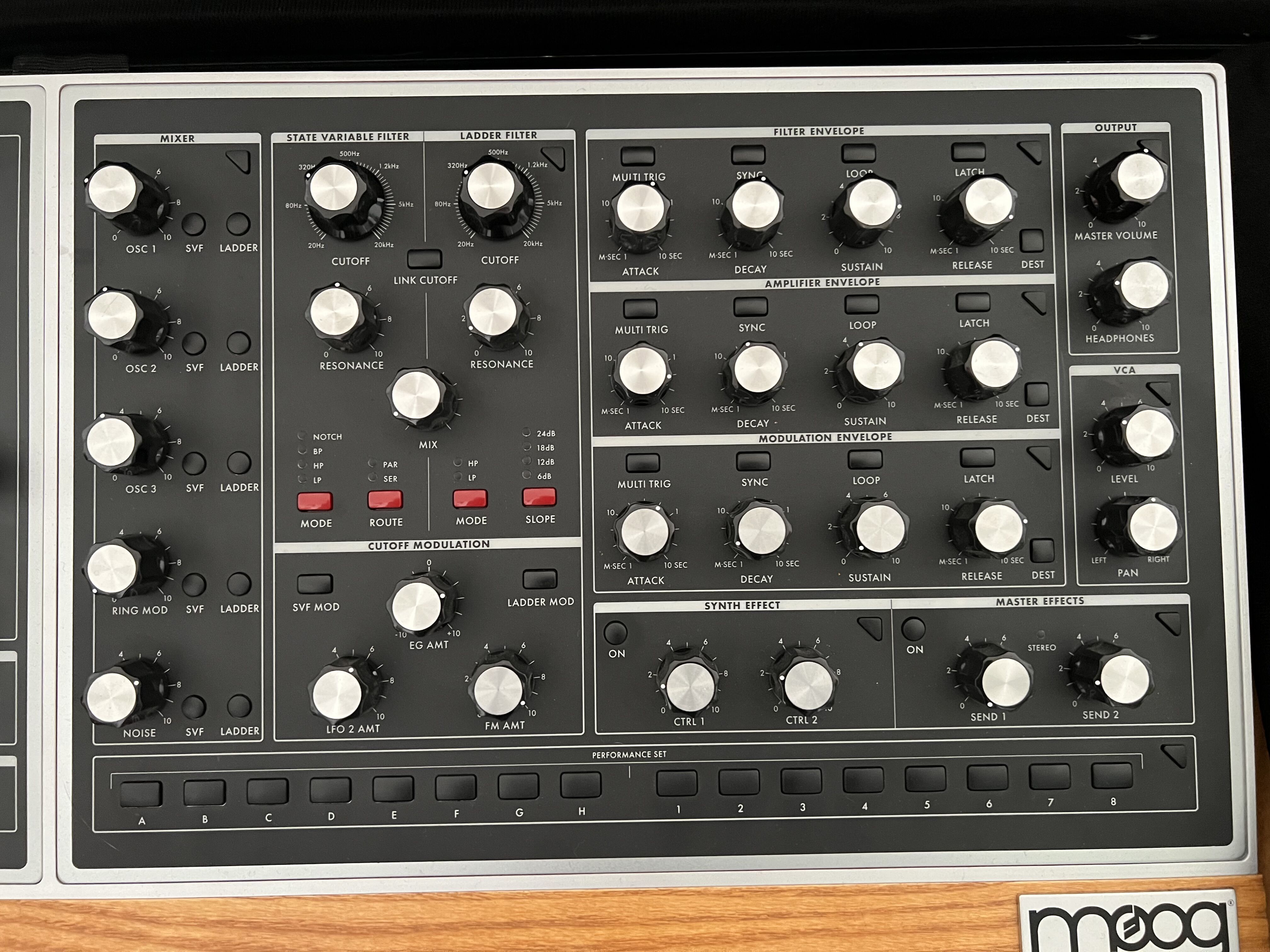 Moog Music Moog One 16 (20121)