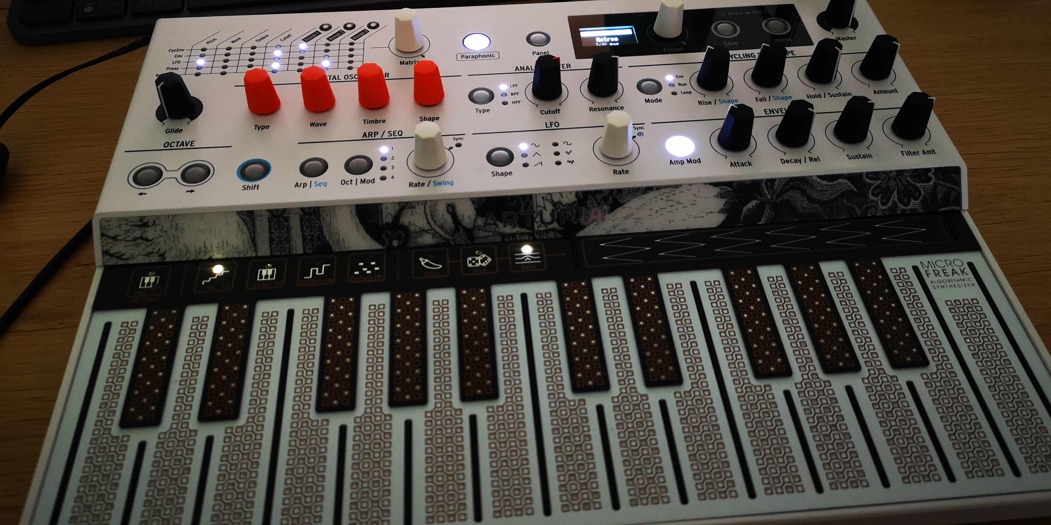 Arturia MicroFreak (90640)