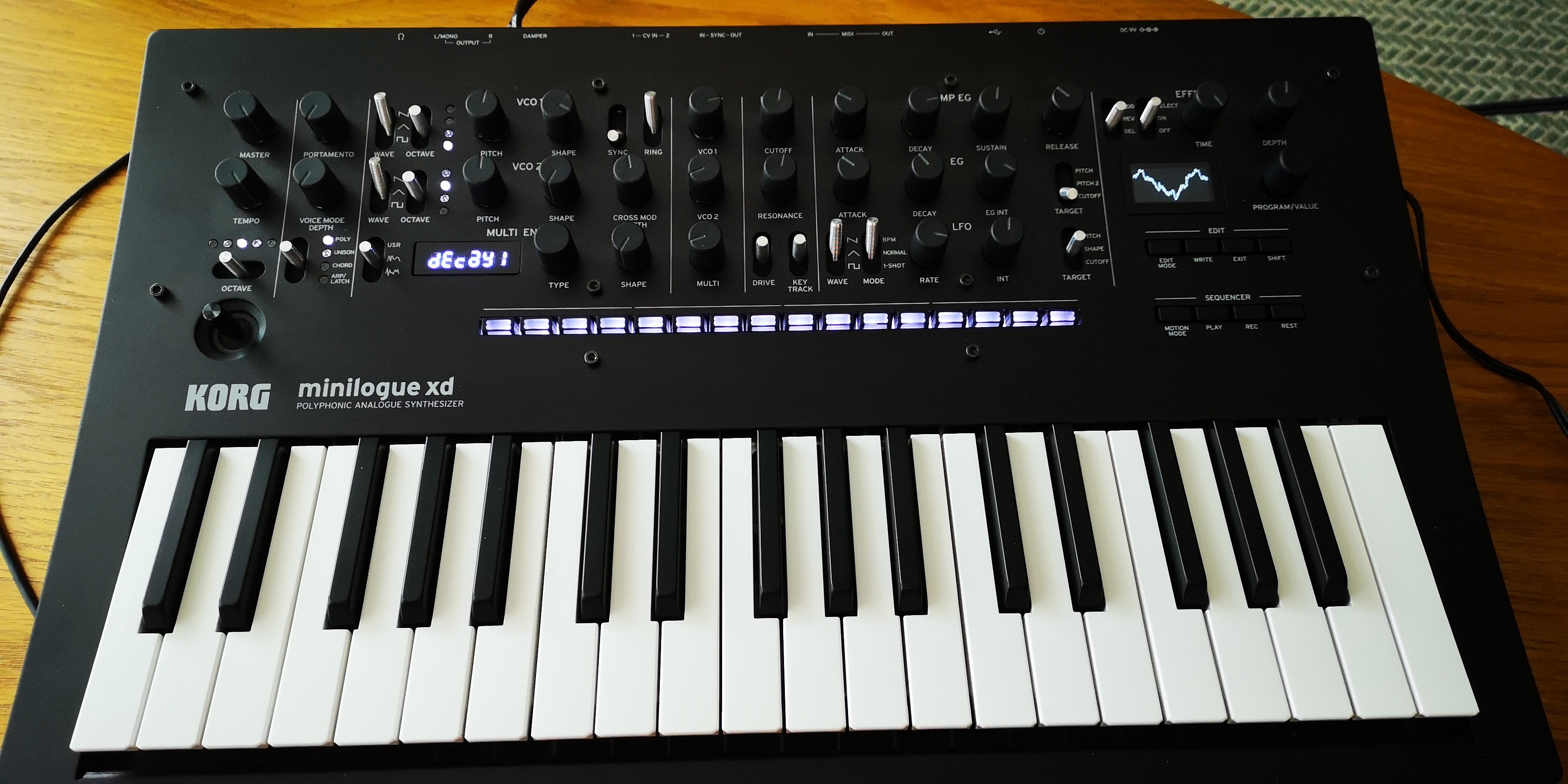 Vends KORG Minilogue XD