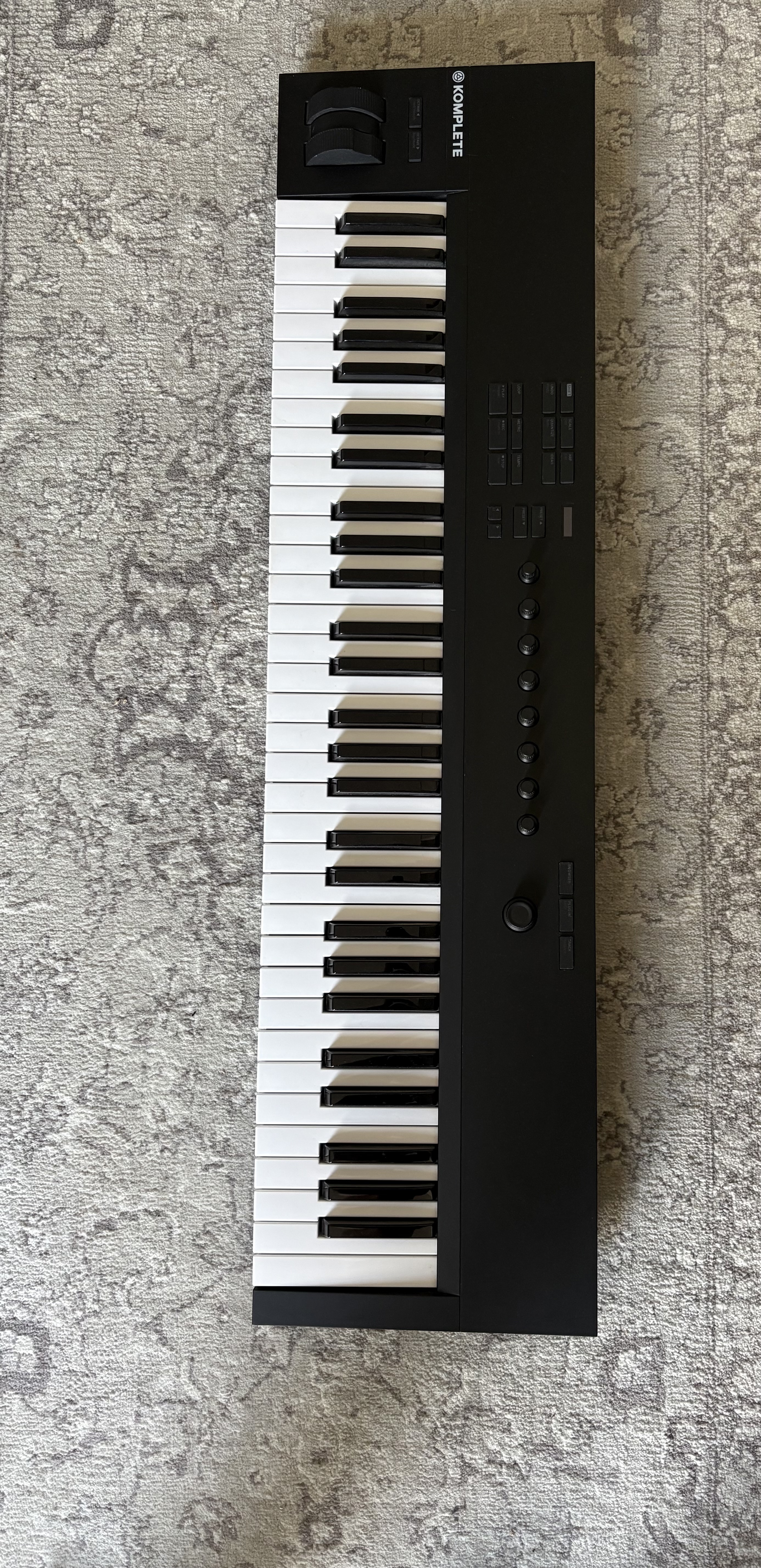 Komplete kontrol A61