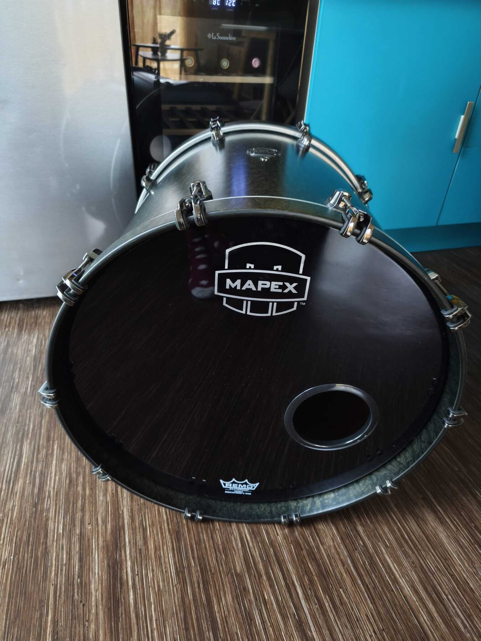 Vend batterie MAPEX Saturn V comme neuve